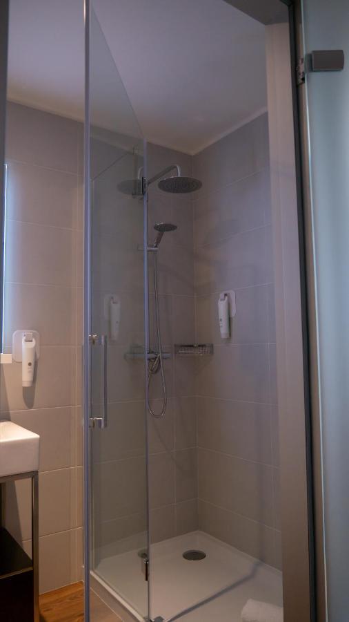 Quarto Duplo