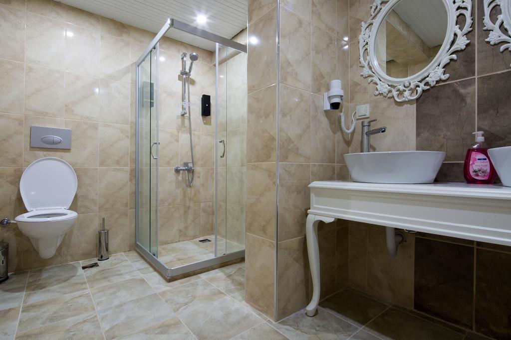 Penthouse Suite