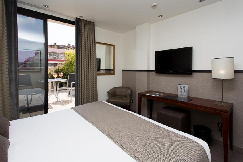 Chambre Double ou Lits Jumeaux Premium avec Terrasse