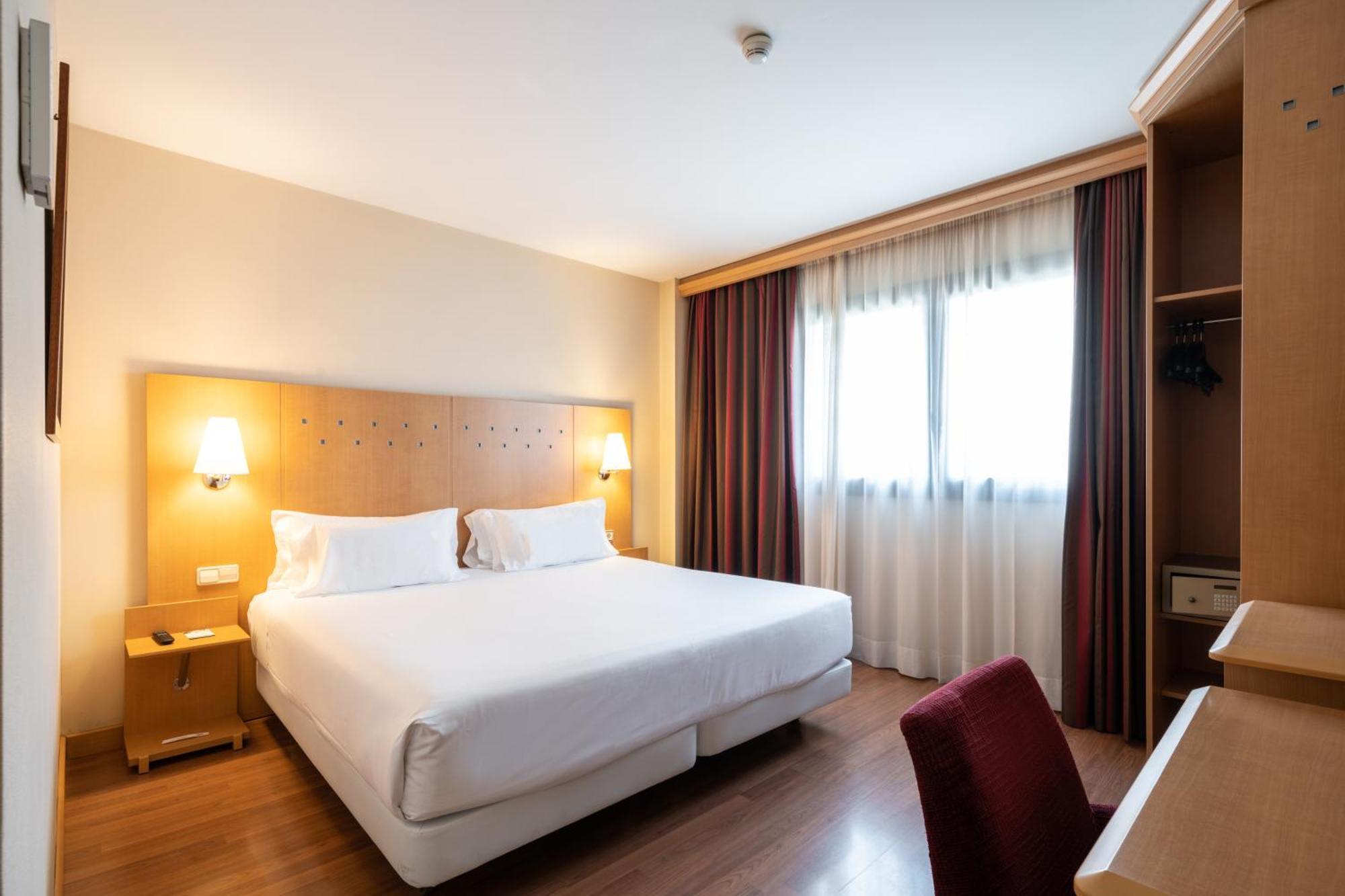 Quarto Standard com Cama de Casal ou 2 de Solteiro