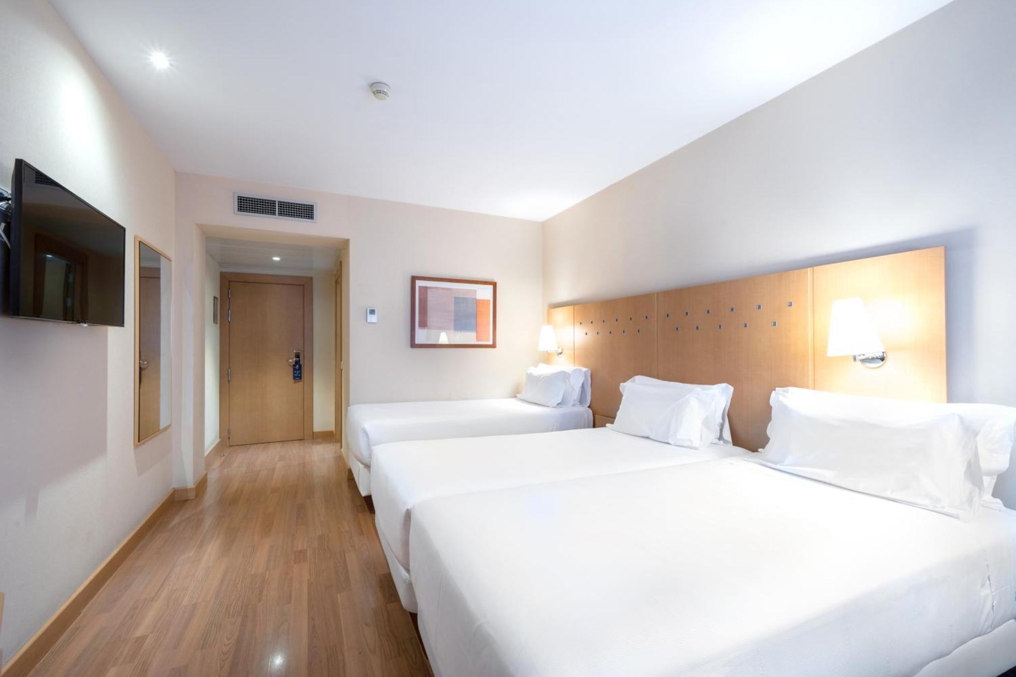 Quarto Triplo (3 Adultos)