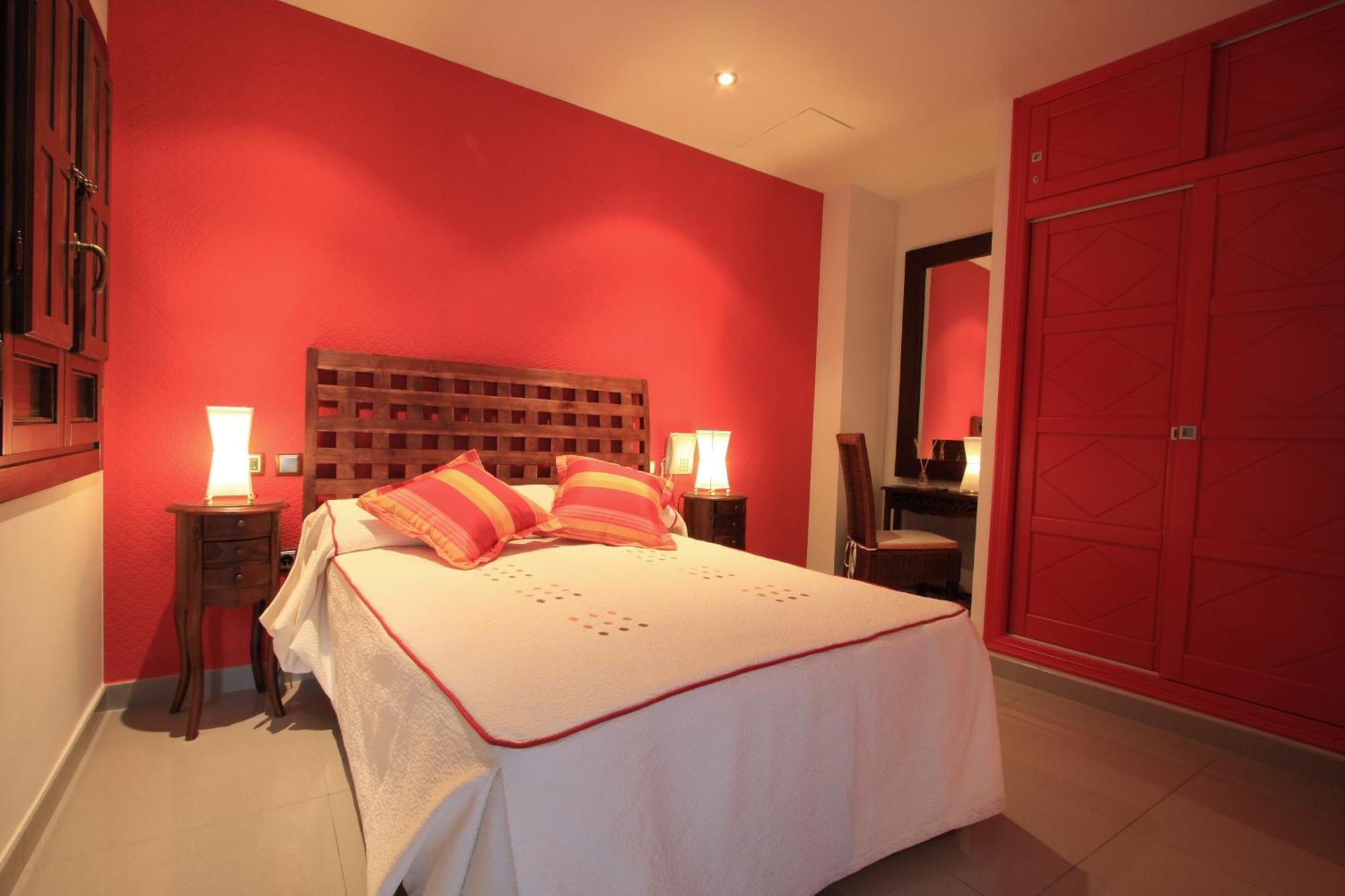 Double or Twin Room,1273109635:JPEG