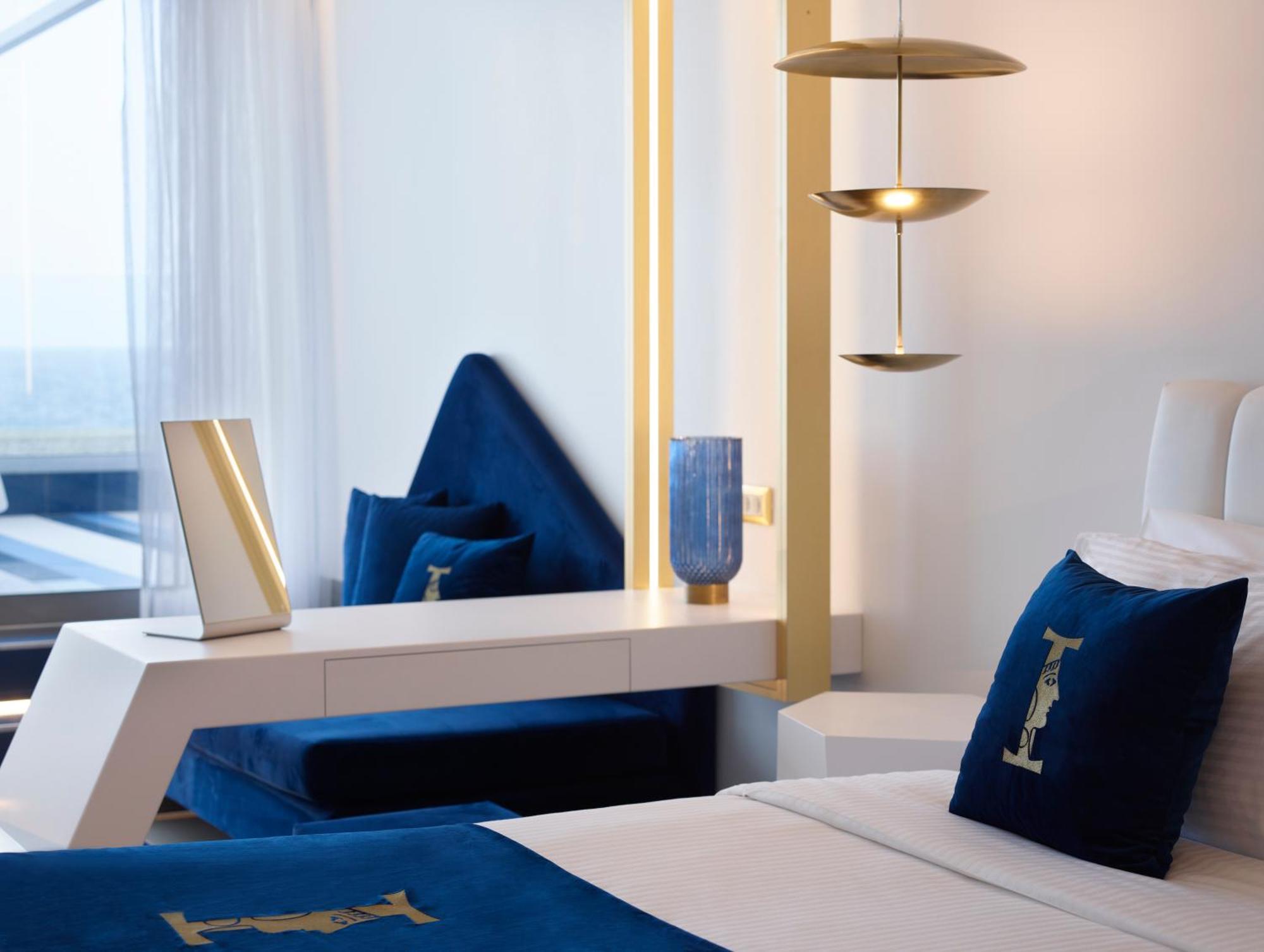 Gold Junior Suite Sea View