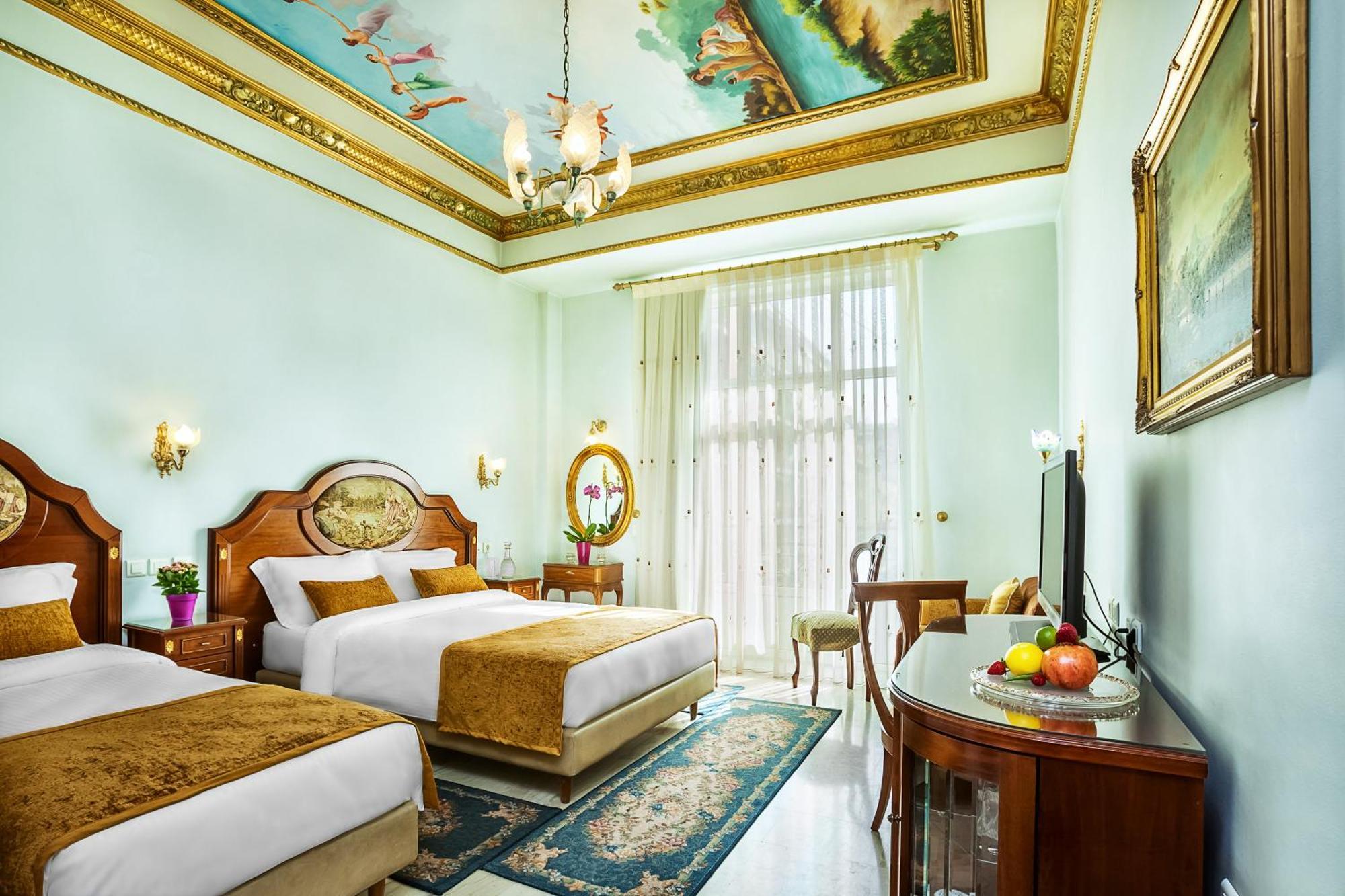 Camera Tripla Comfort con Letto King-Size, Letto Singolo e Vista Città