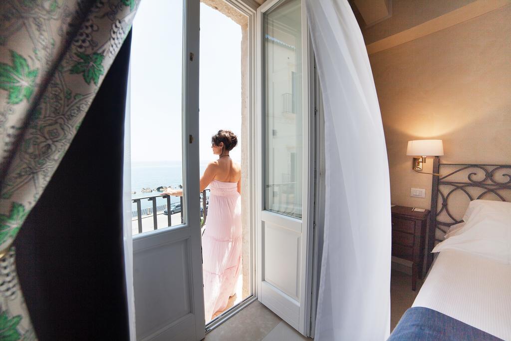 Classic Double or Twin Room Sea View,1404099878:JPEG