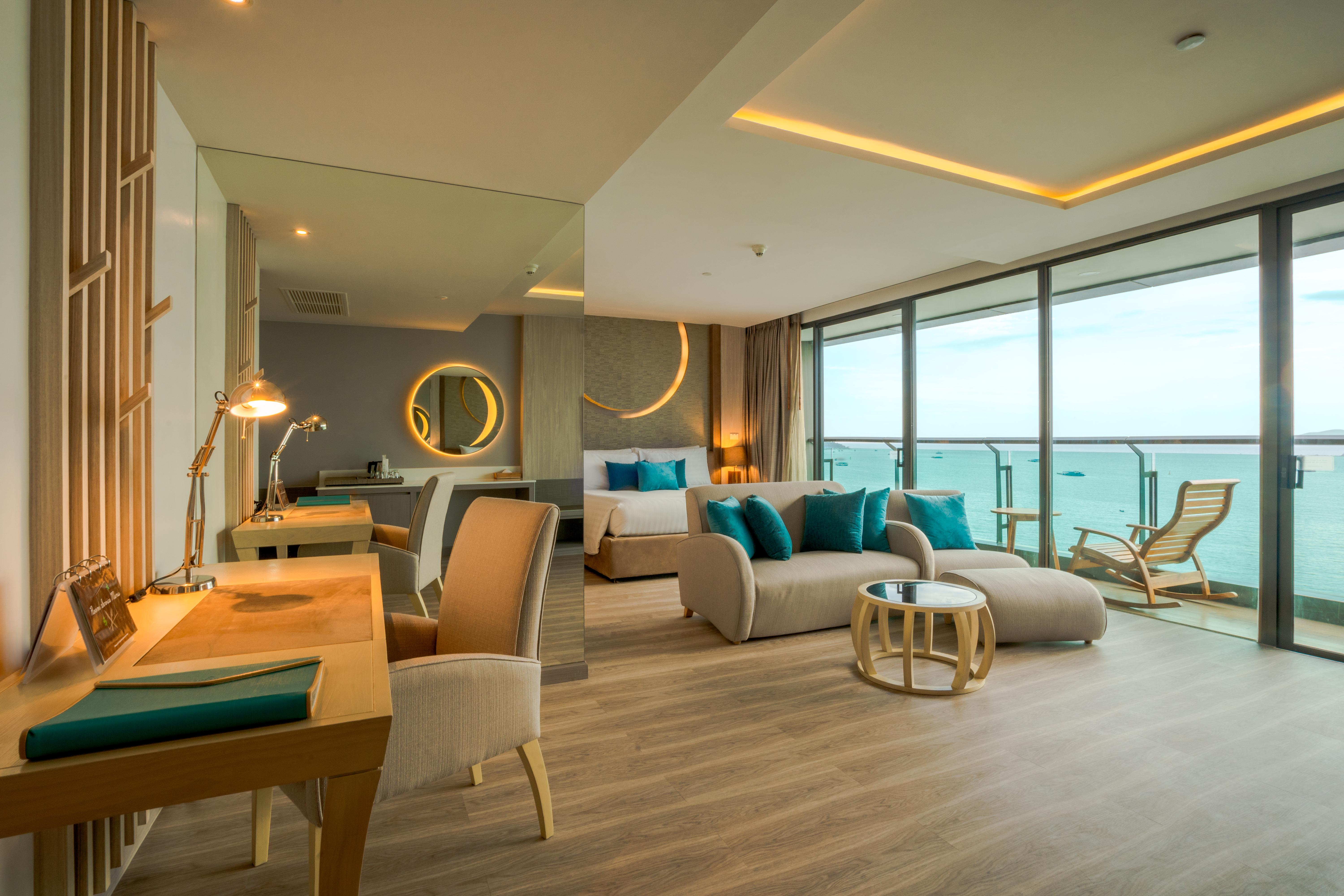 Dara Suite with Club Benefits with Sea View,1274152648:JPEG