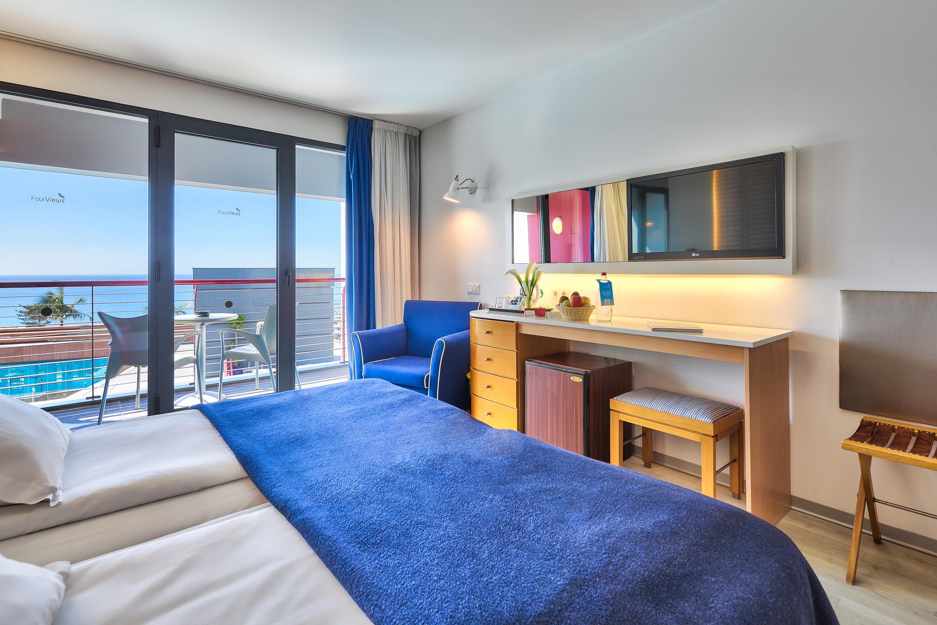Quarto Duplo com Vista Mar