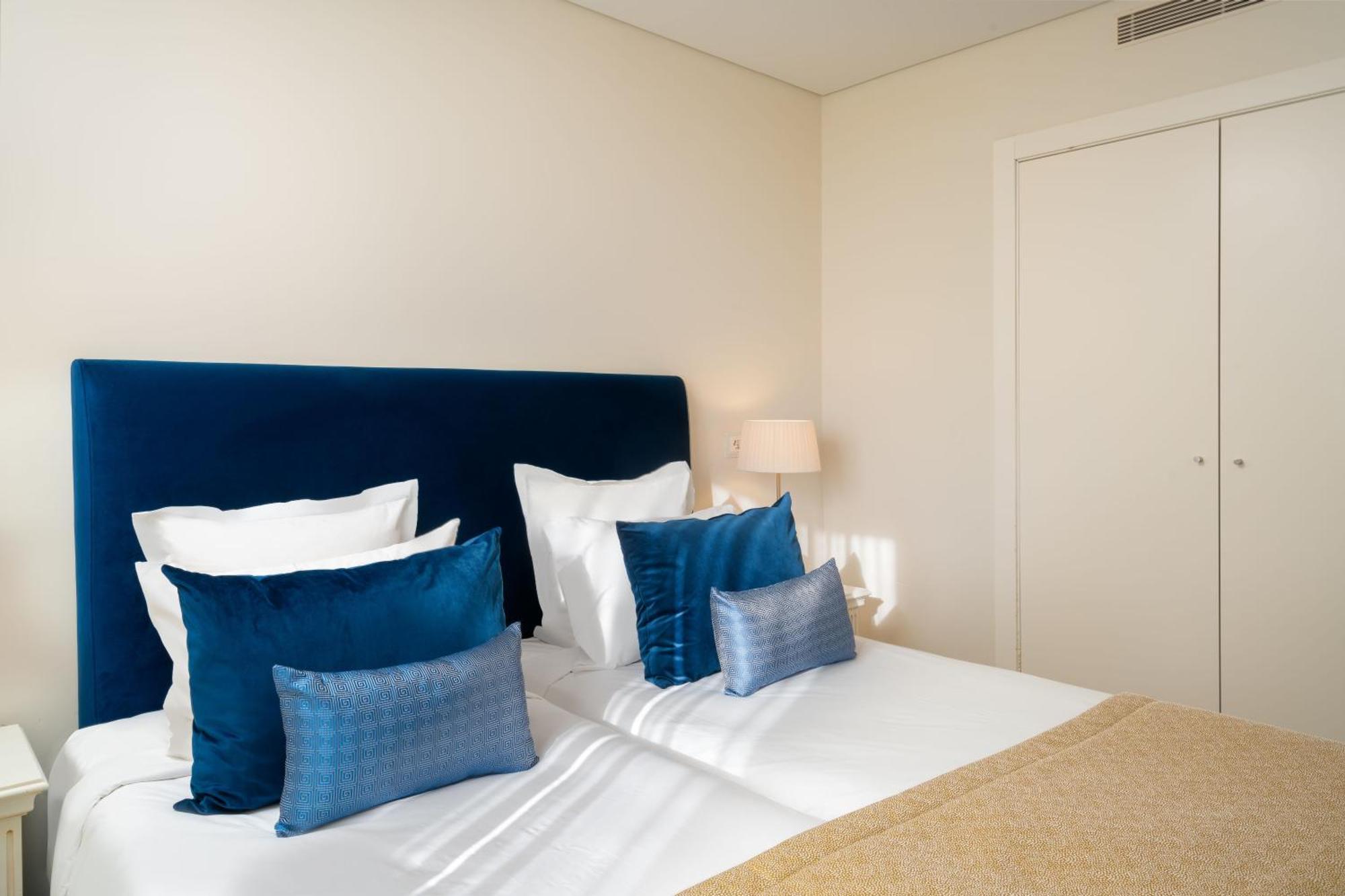 Two-Bedroom Suite,1589259191:JPEG