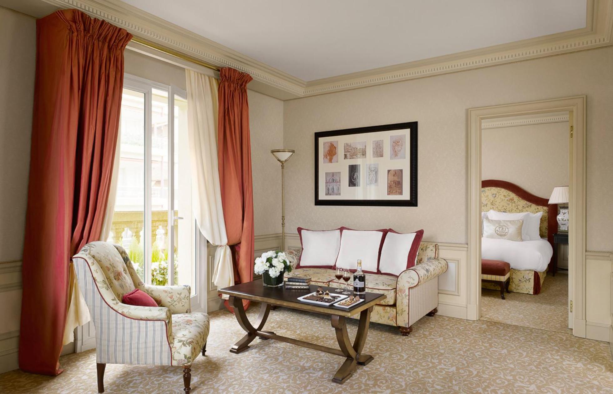 Deluxe Suite