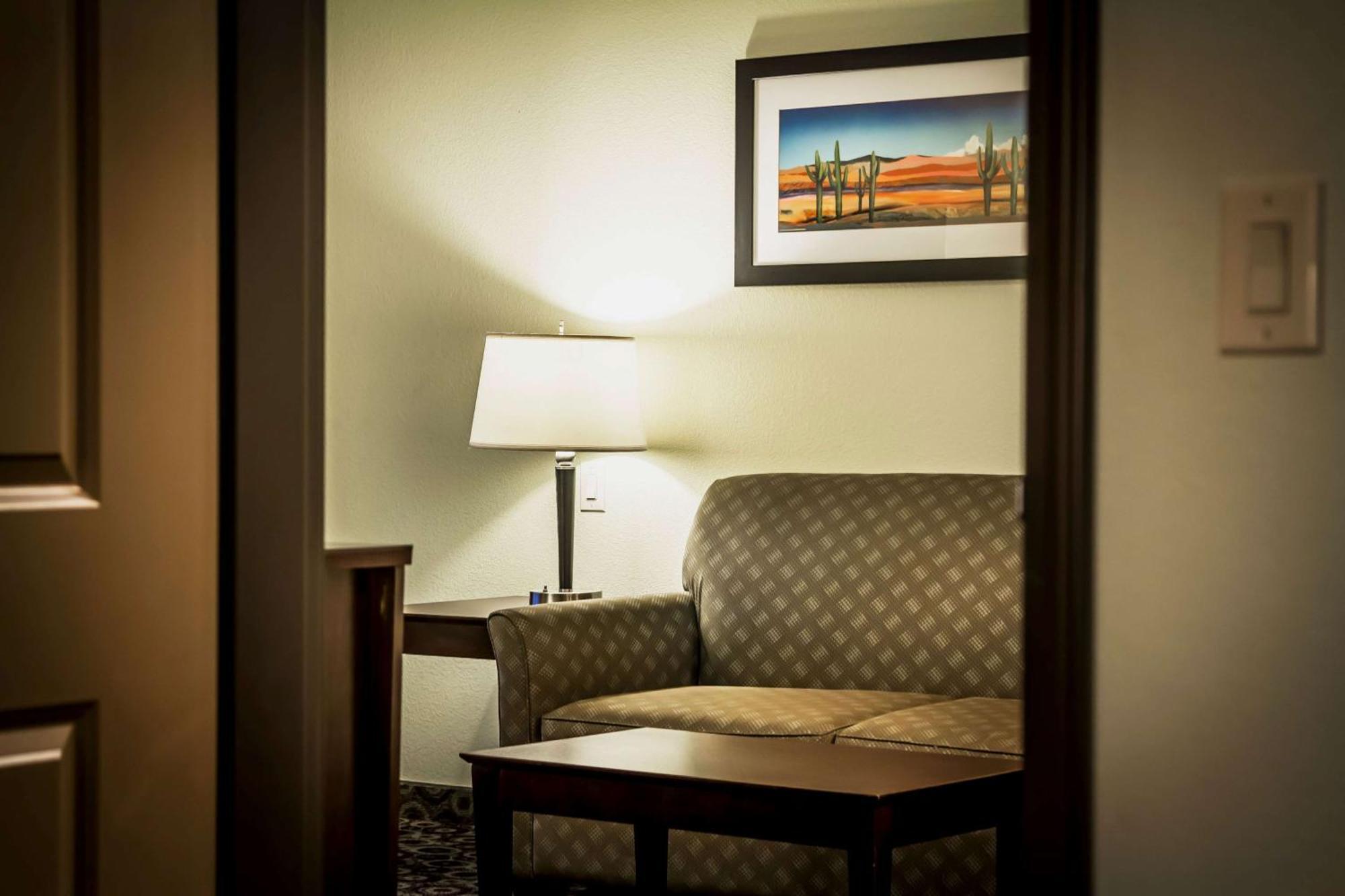 Suite 1 Chambre Lit King-Size avec Canapé-Lit - Non-Fumeurs