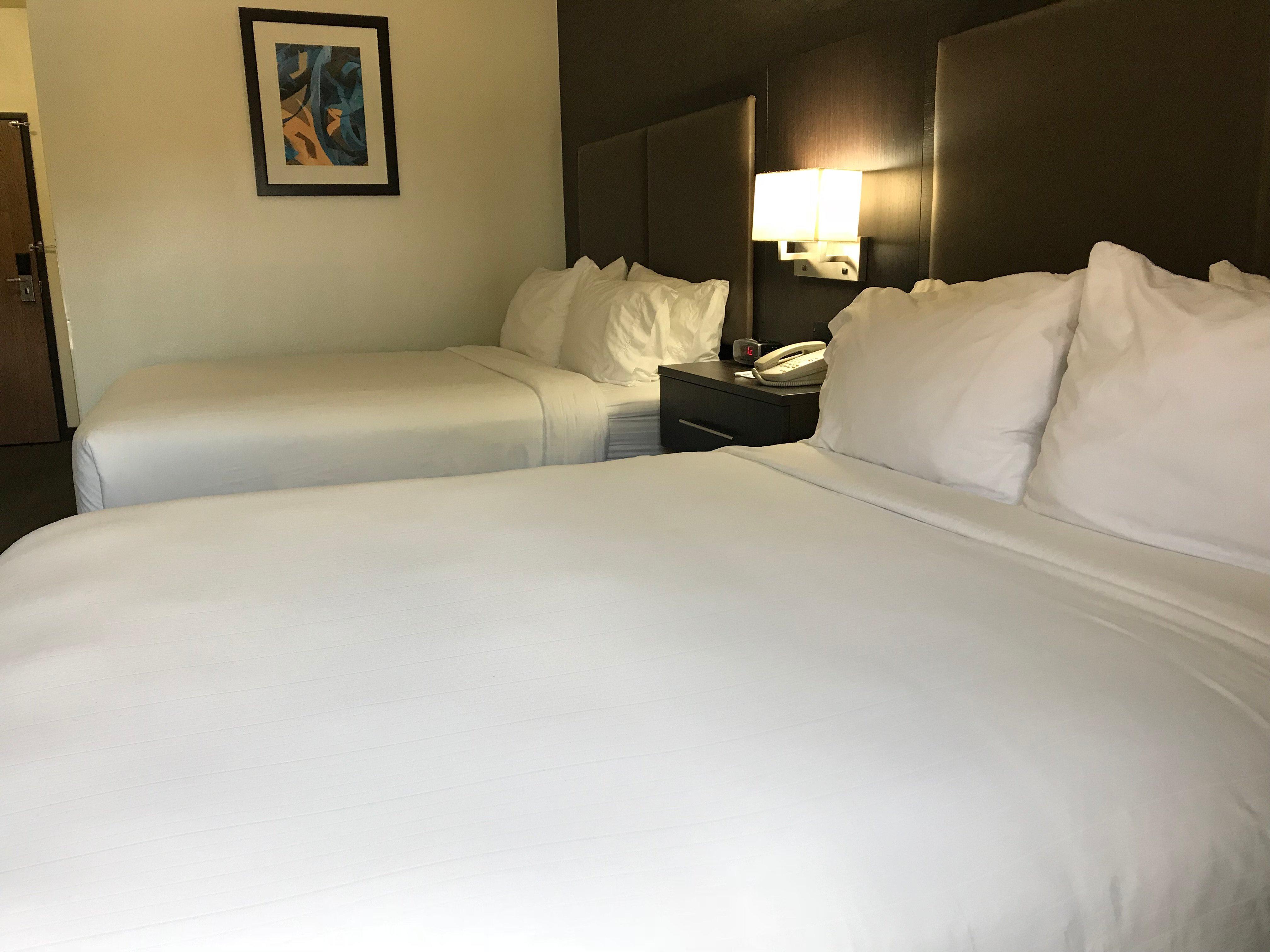 Standard Queen Room with Two Queen Beds