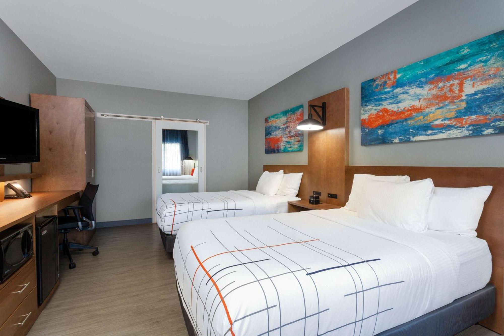 Doppelzimmer mit 2 Doppelbetten