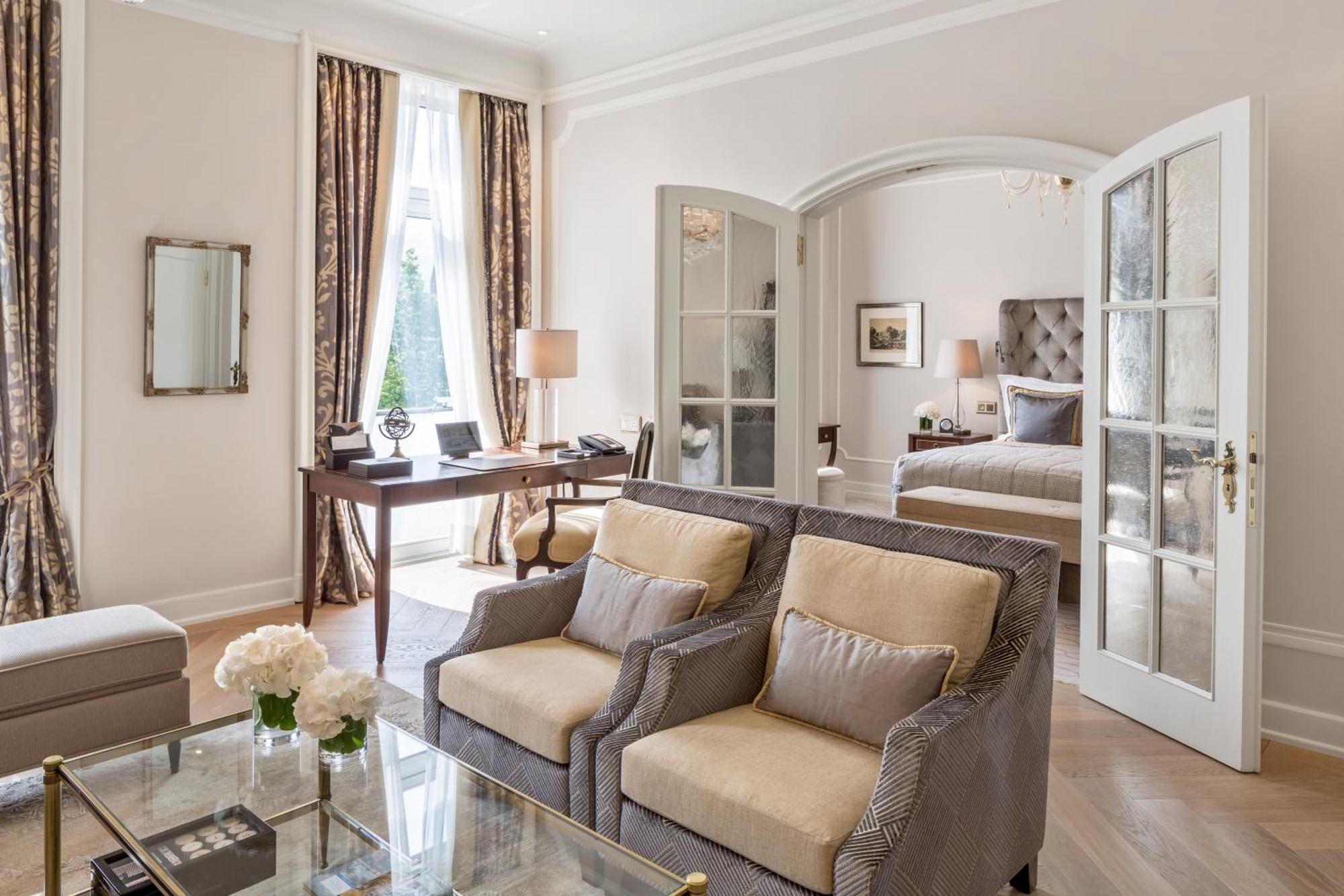 Deluxe Suite mit Seeblick