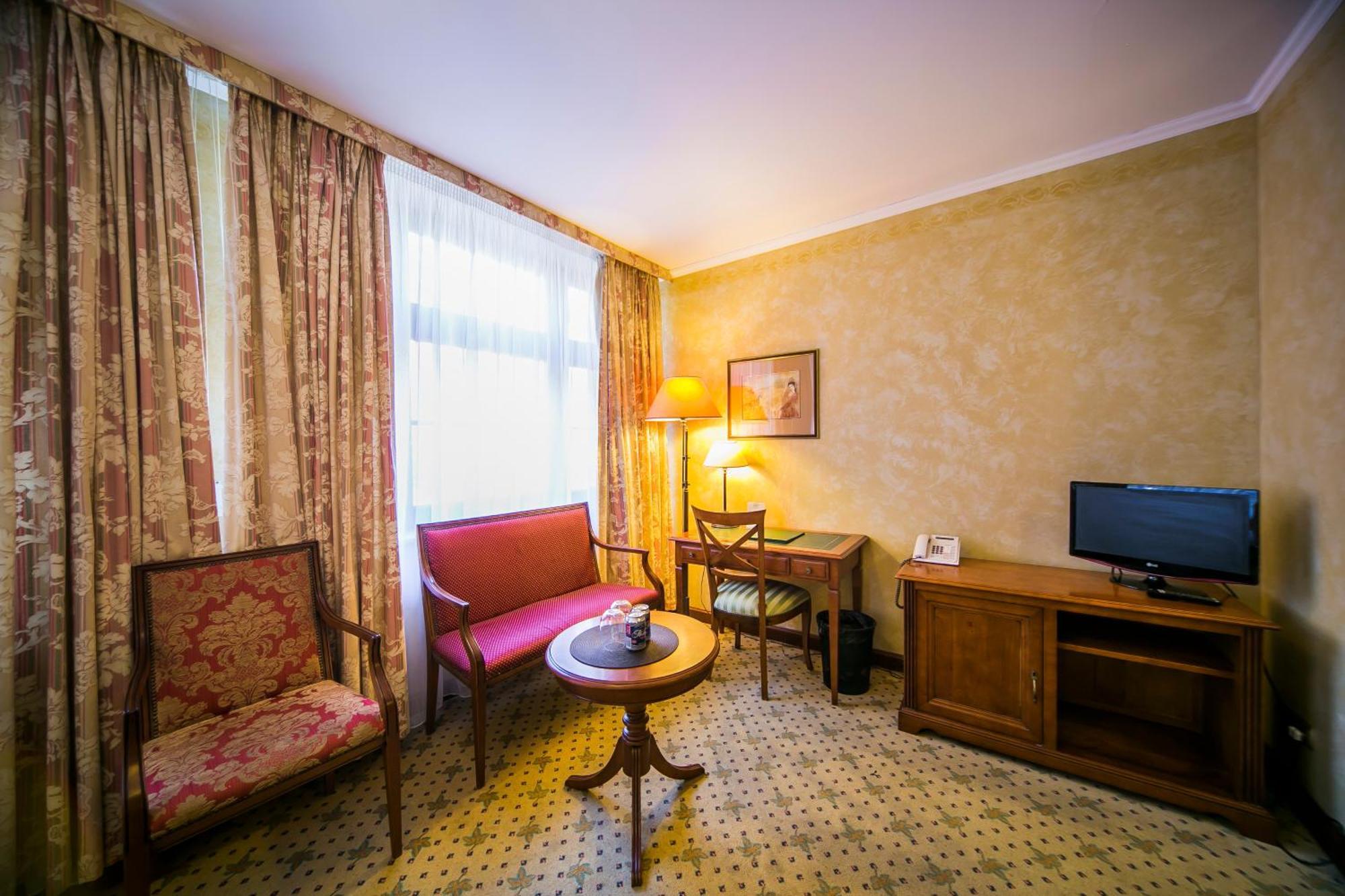 Deluxe Doppel-/Zweibettzimmer