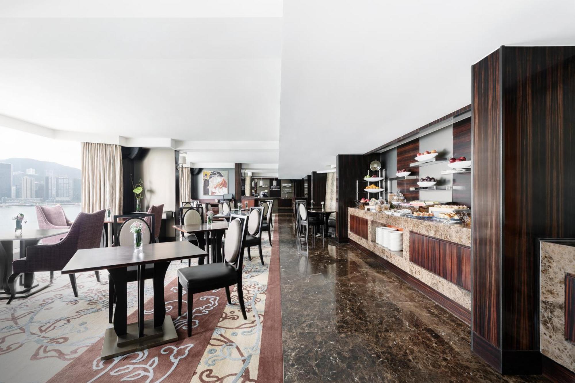 Horizon Club Zimmer mit Kingsize-Bett, Hafenblick und Horizon Club-Vorteilen