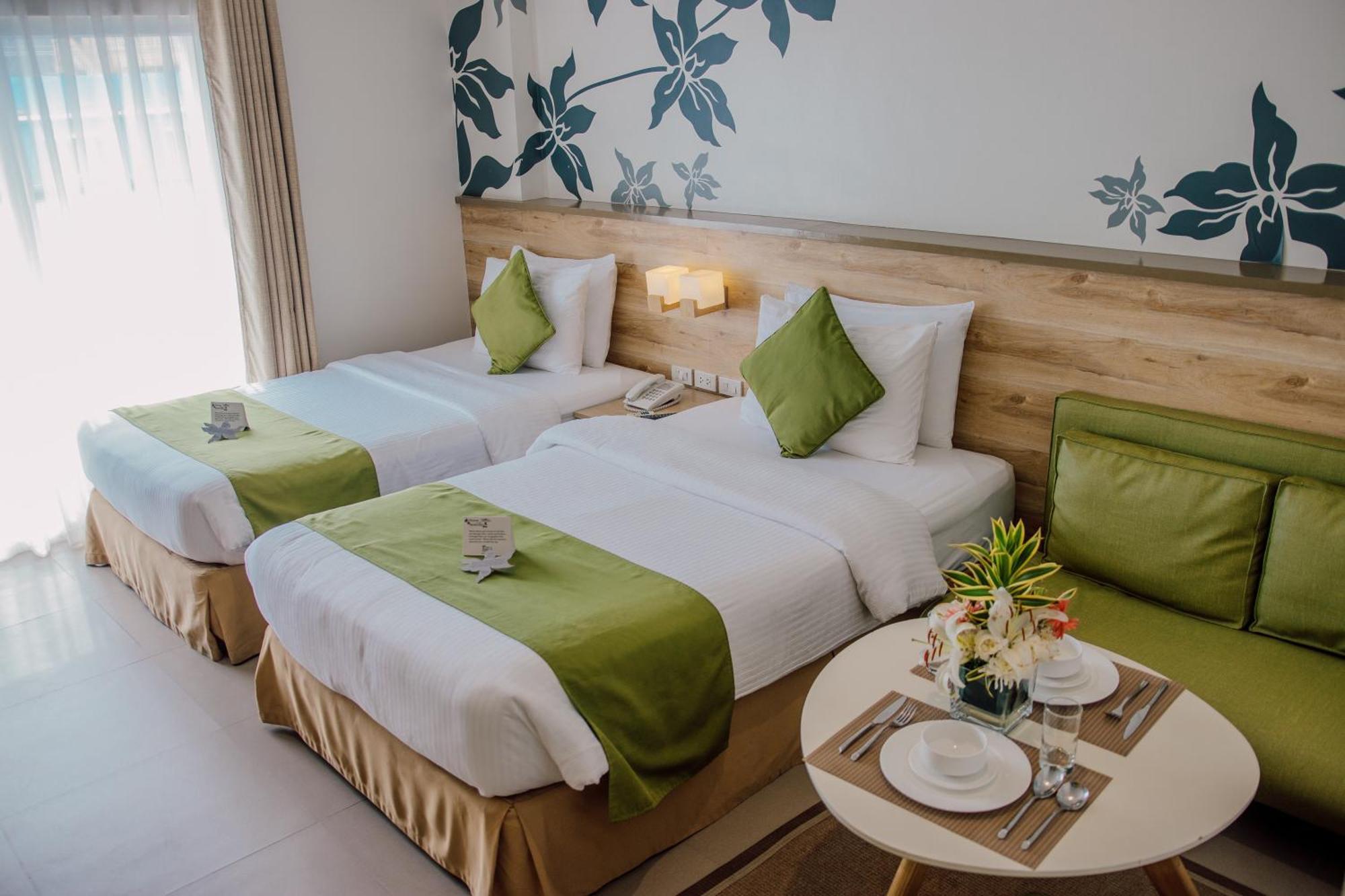 Deluxe Room with Kitchen