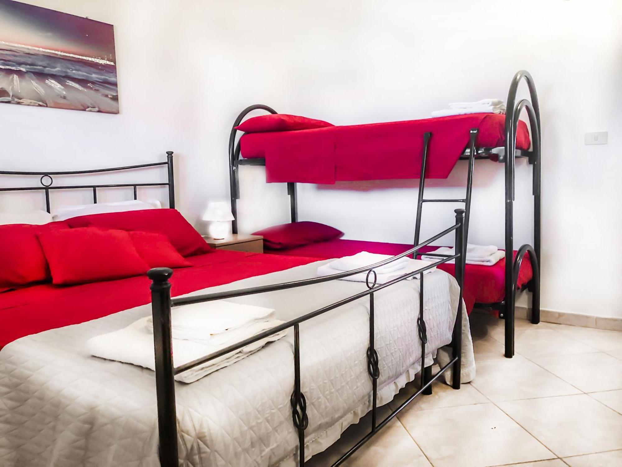 One-Bedroom Apartment,1278191731:JPEG