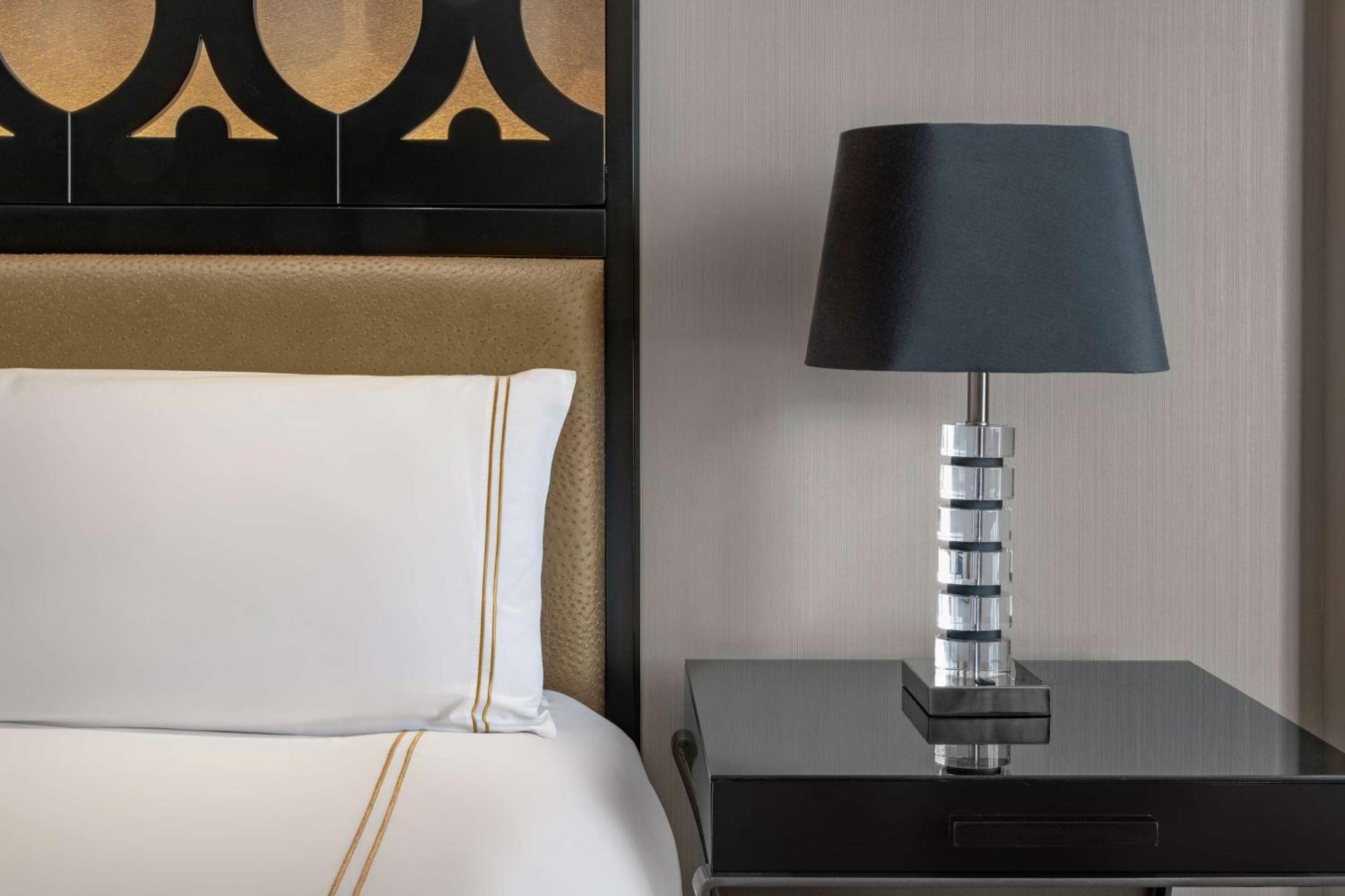 Quarto Executivo com Cama King-size