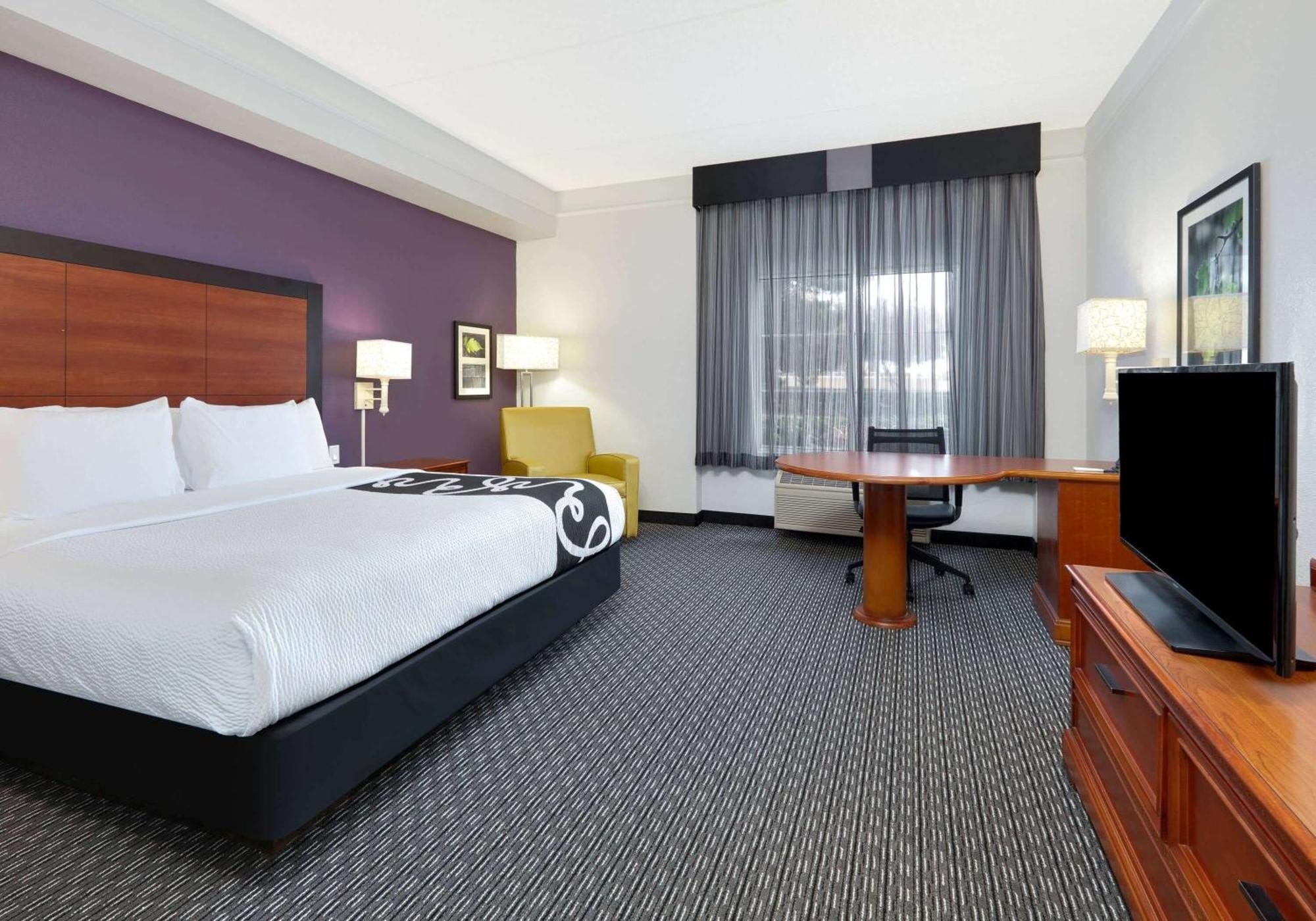 Deluxe Zimmer mit Kingsize-Bett