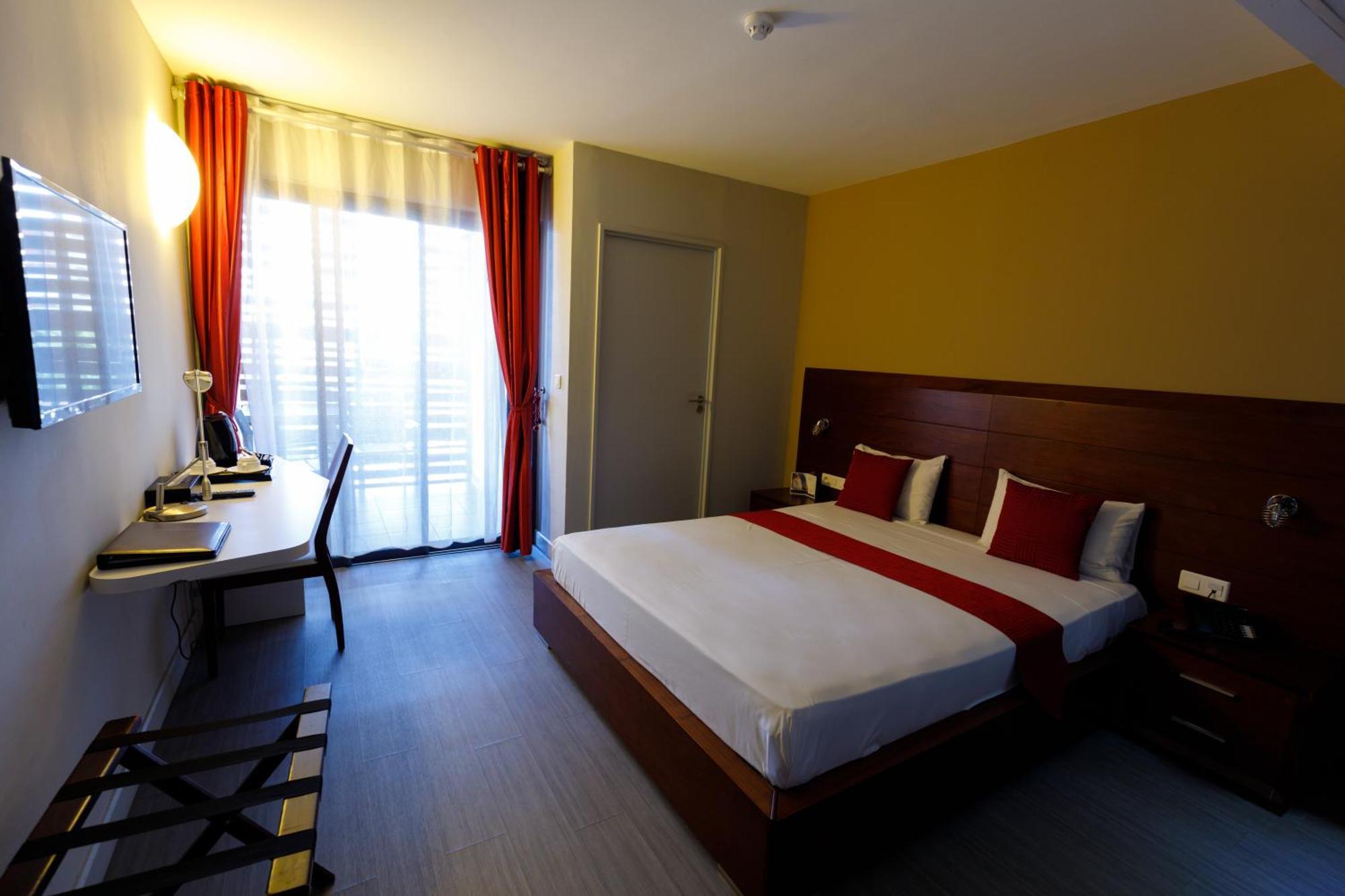 Chambre Standard - 1 Lit Double et 1 Lit Simple