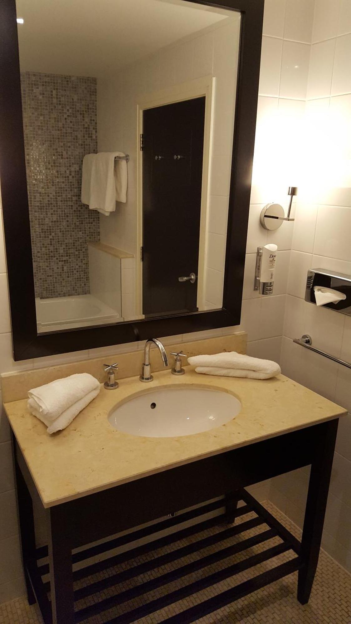 Single Room,1279498960:JPEG