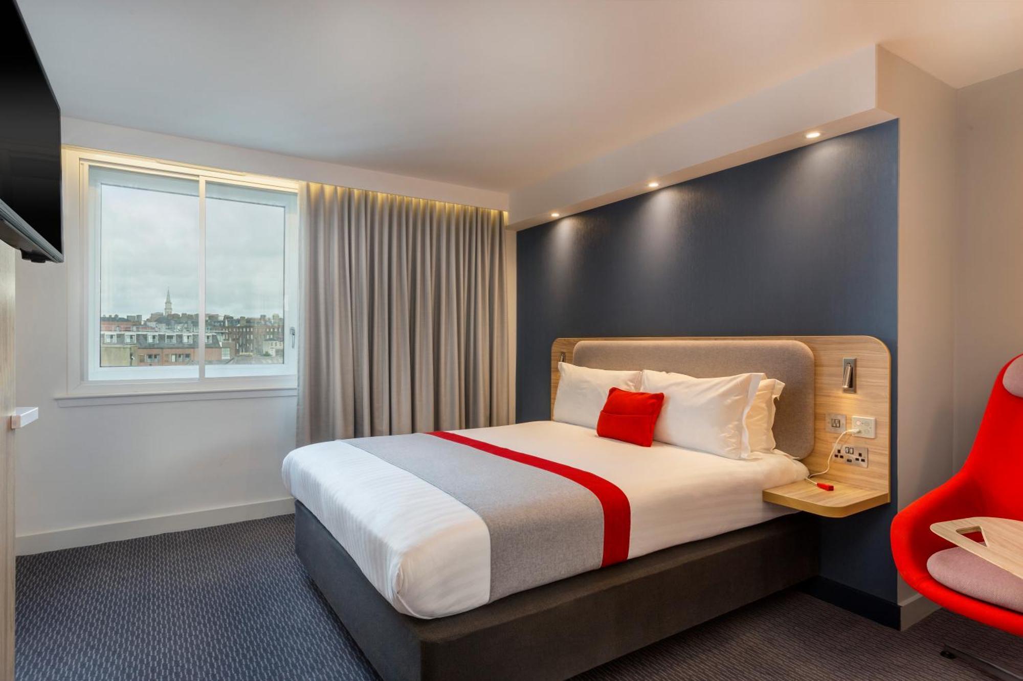 Quarto Duplo Standard com Vista Cidade e Pequeno-almoço Quente Gratuito