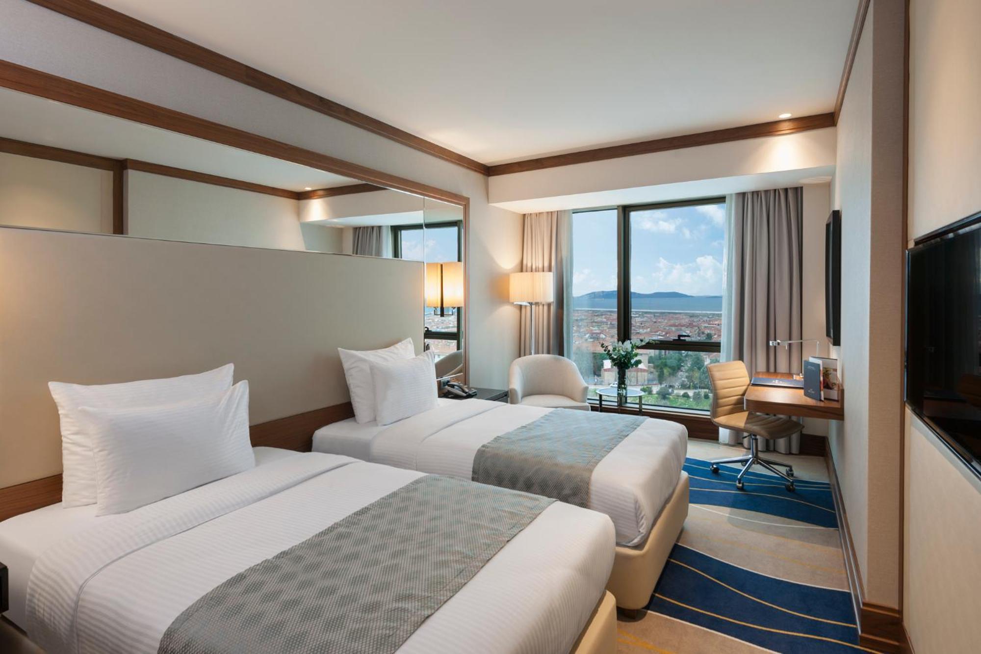 Deluxe Kamer met 2 Eenpersoonsbedden en Uitzicht op Zee