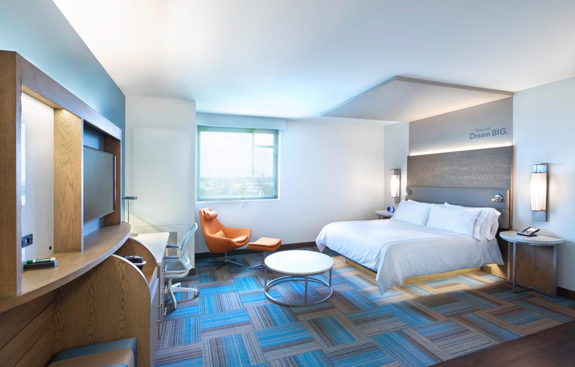 Standard King Room