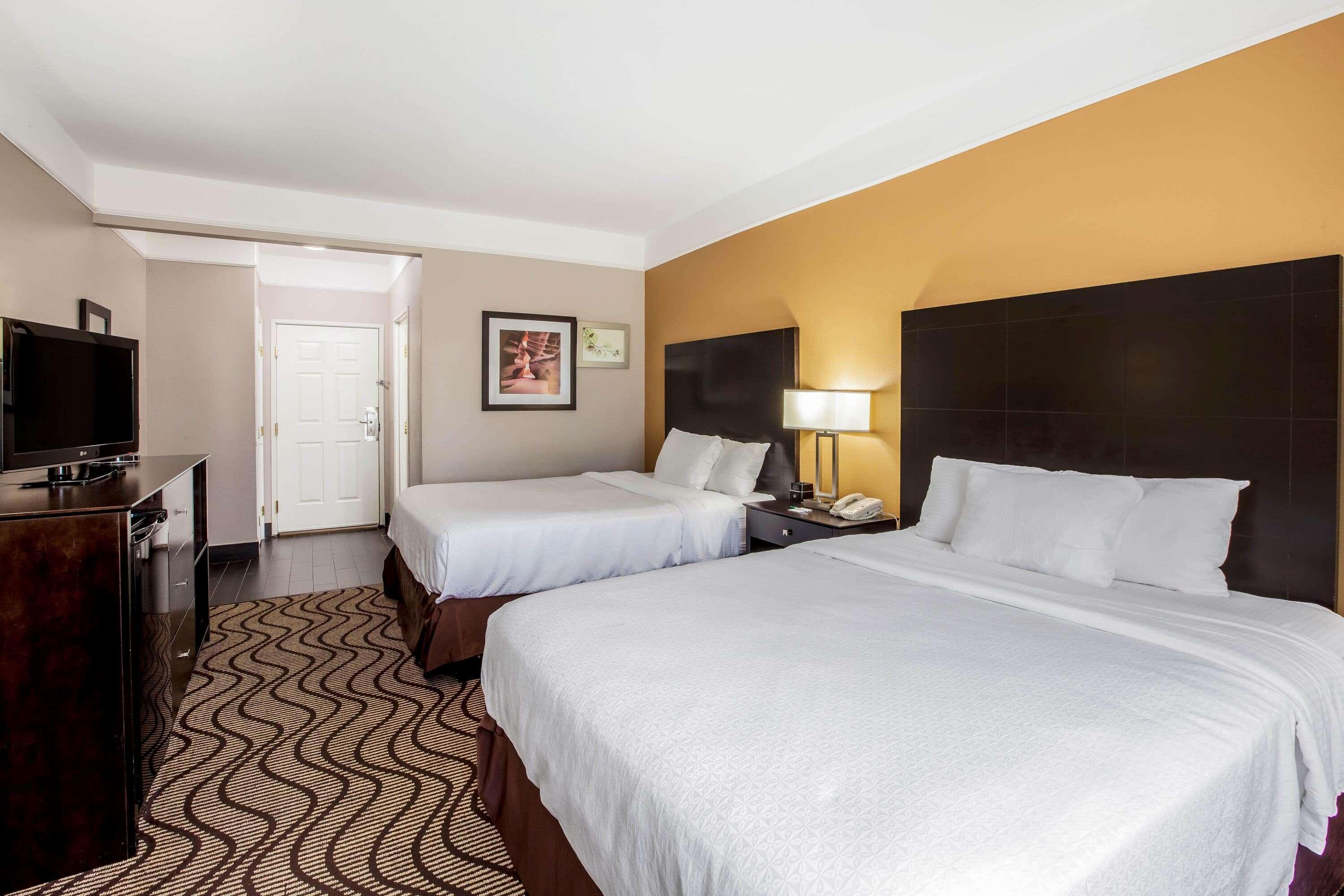 Queen Room with Two Queen Beds