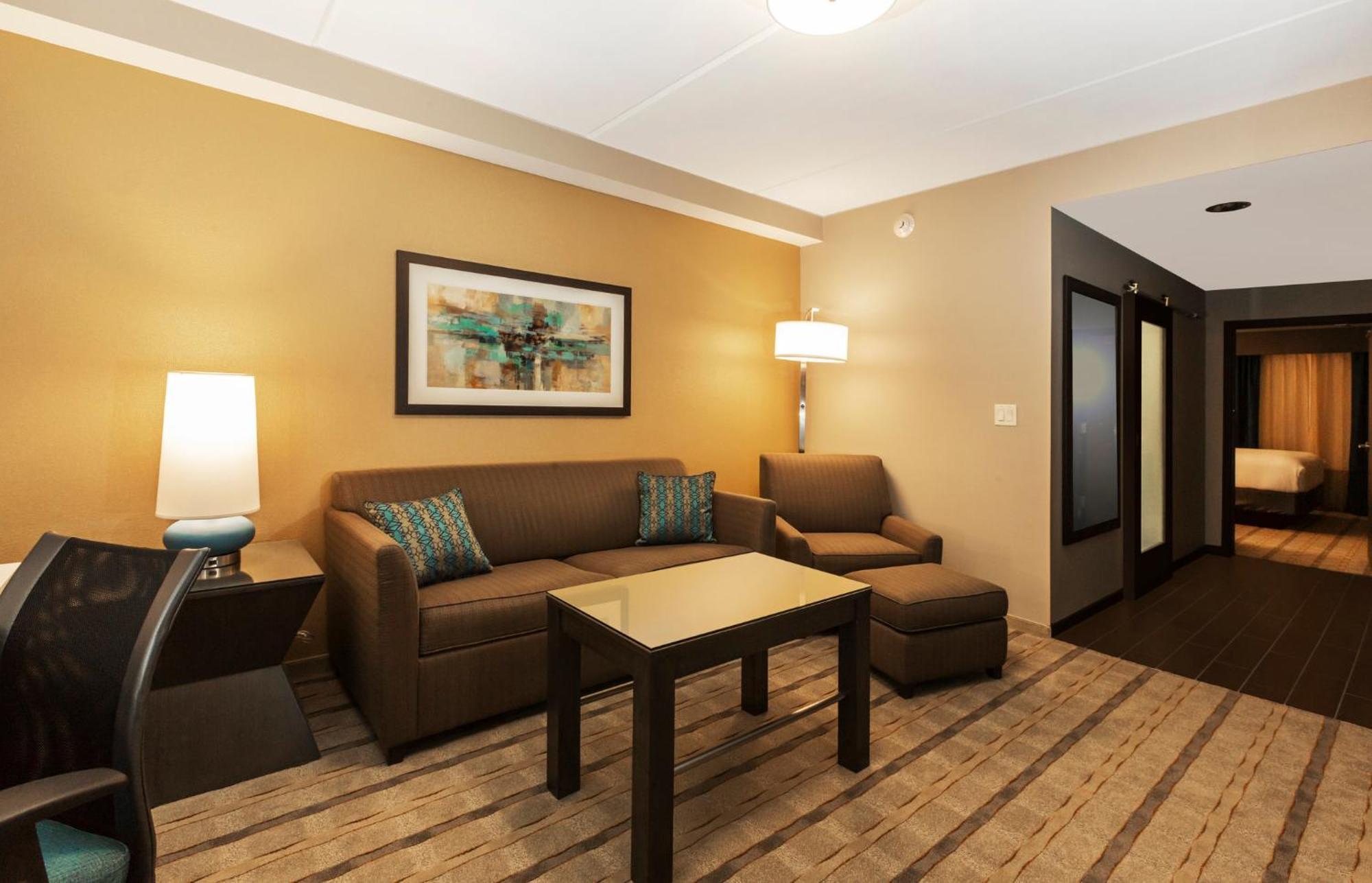 King Room - Hearing Access - Non-Smoking