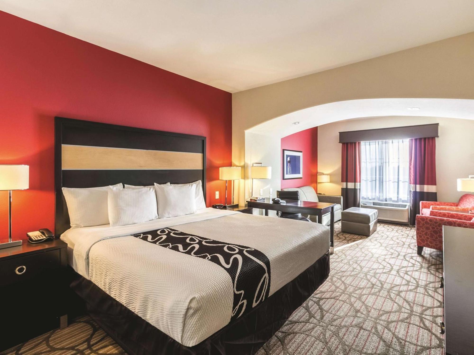 King Room with Sofa Bed