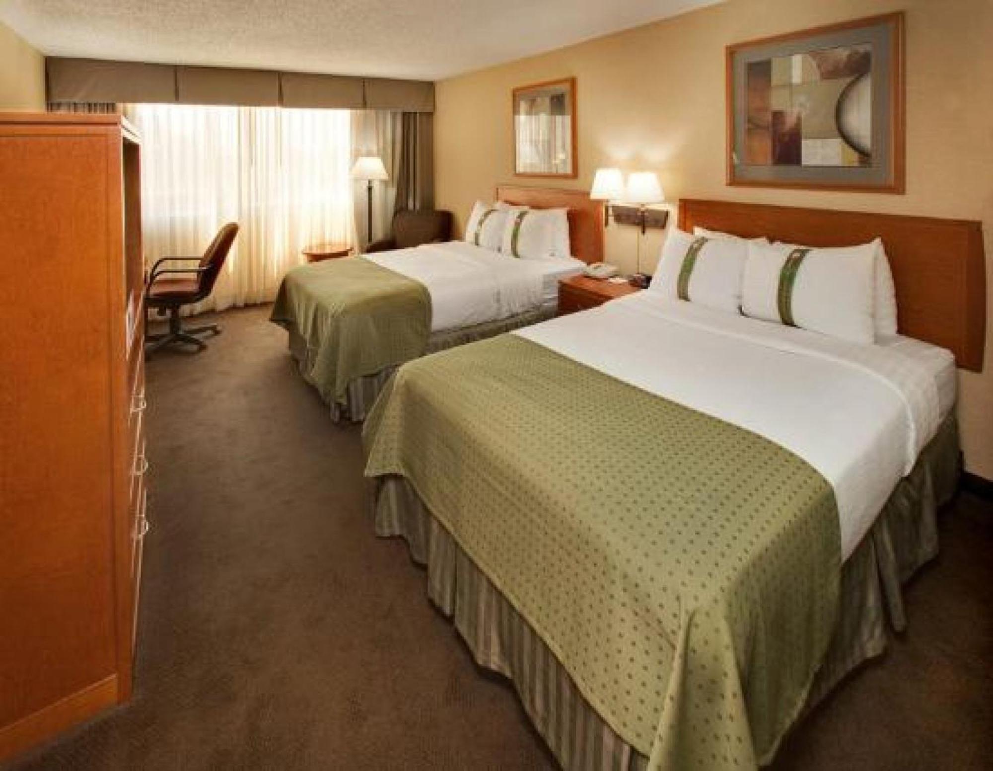 Standard Double Room with Two Double Beds