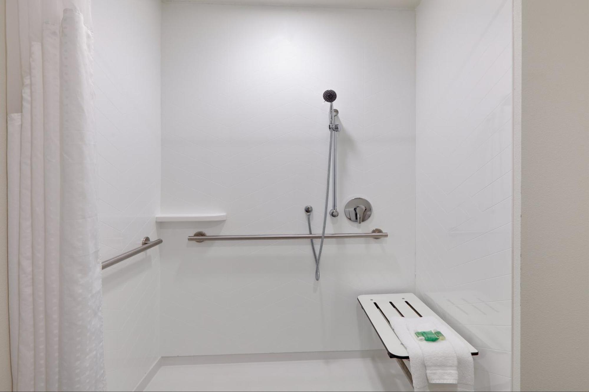 King Room Roll Shower Disability Access
