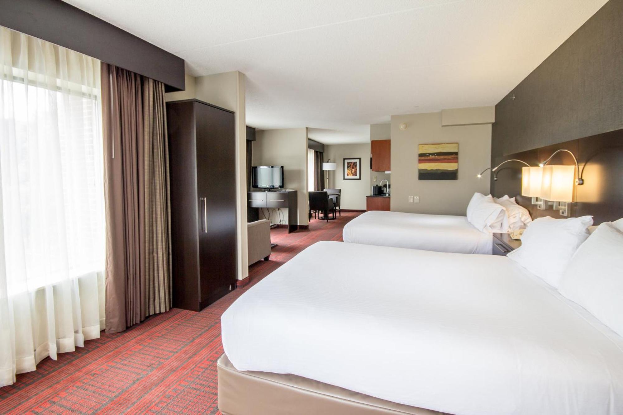 One-Bedroom Suite
