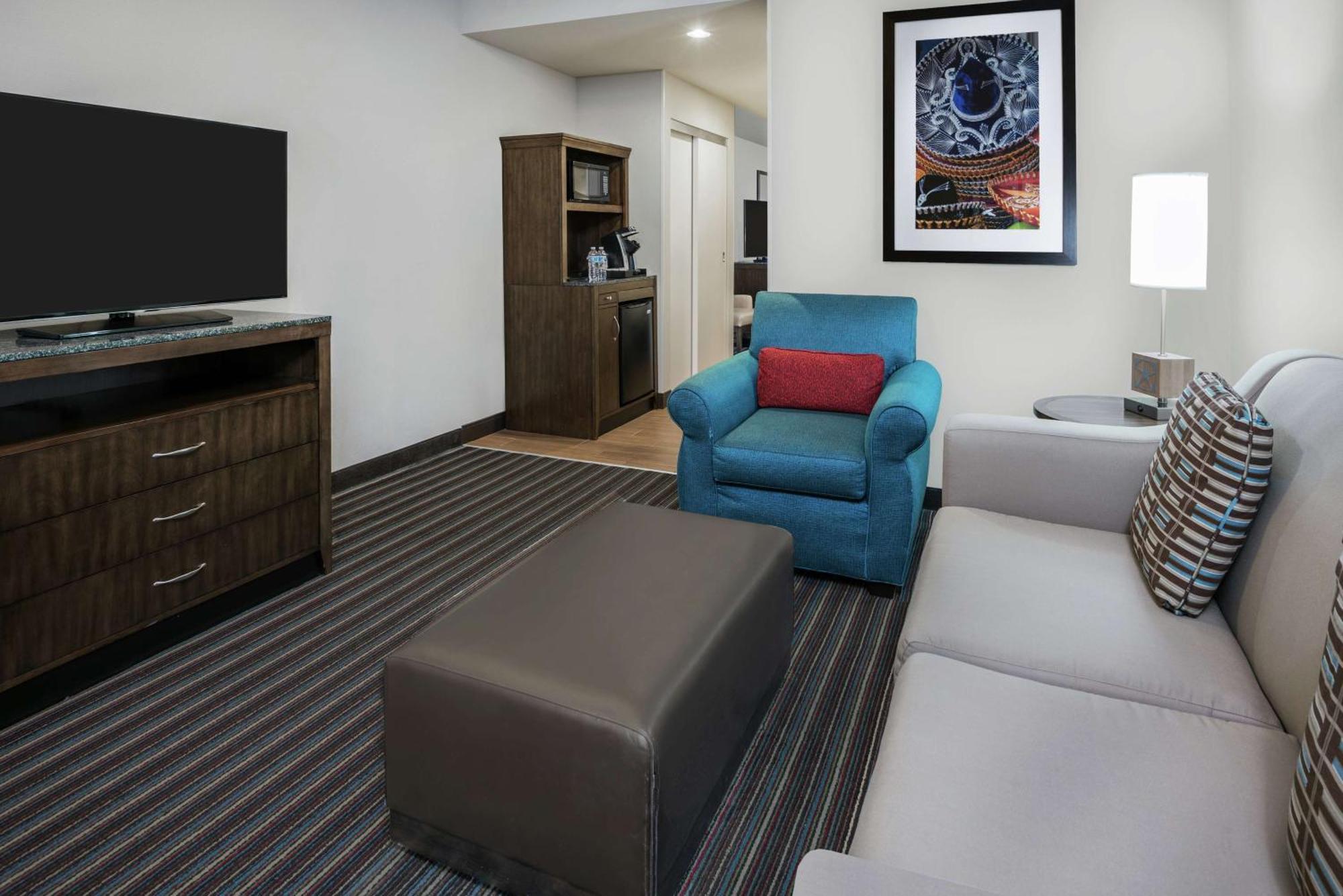 Suite de 1 dormitorio adaptada para personas con discapacidad auditiva - 1 cama extragrande
