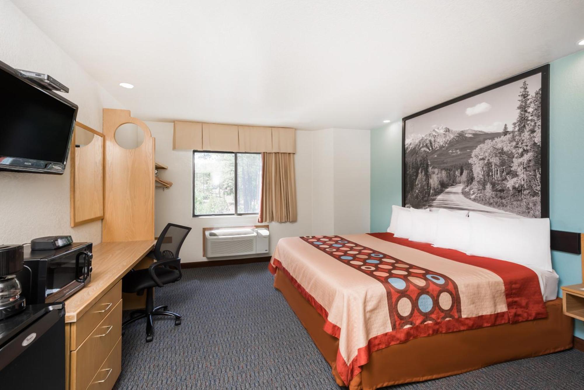 King Room - Disability Access - Non-Smoking