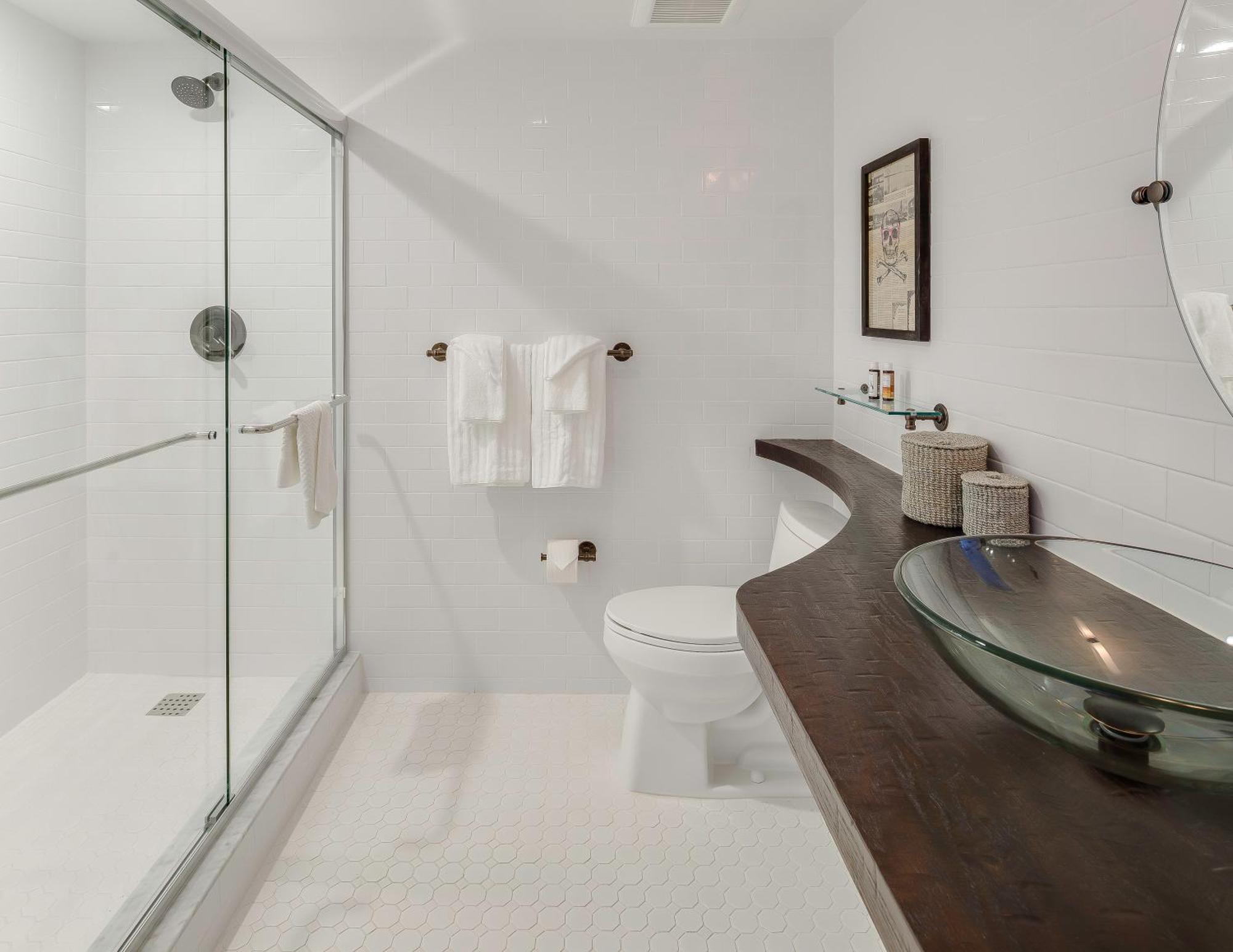 One-Bedroom King Suite,1282289479:JPEG