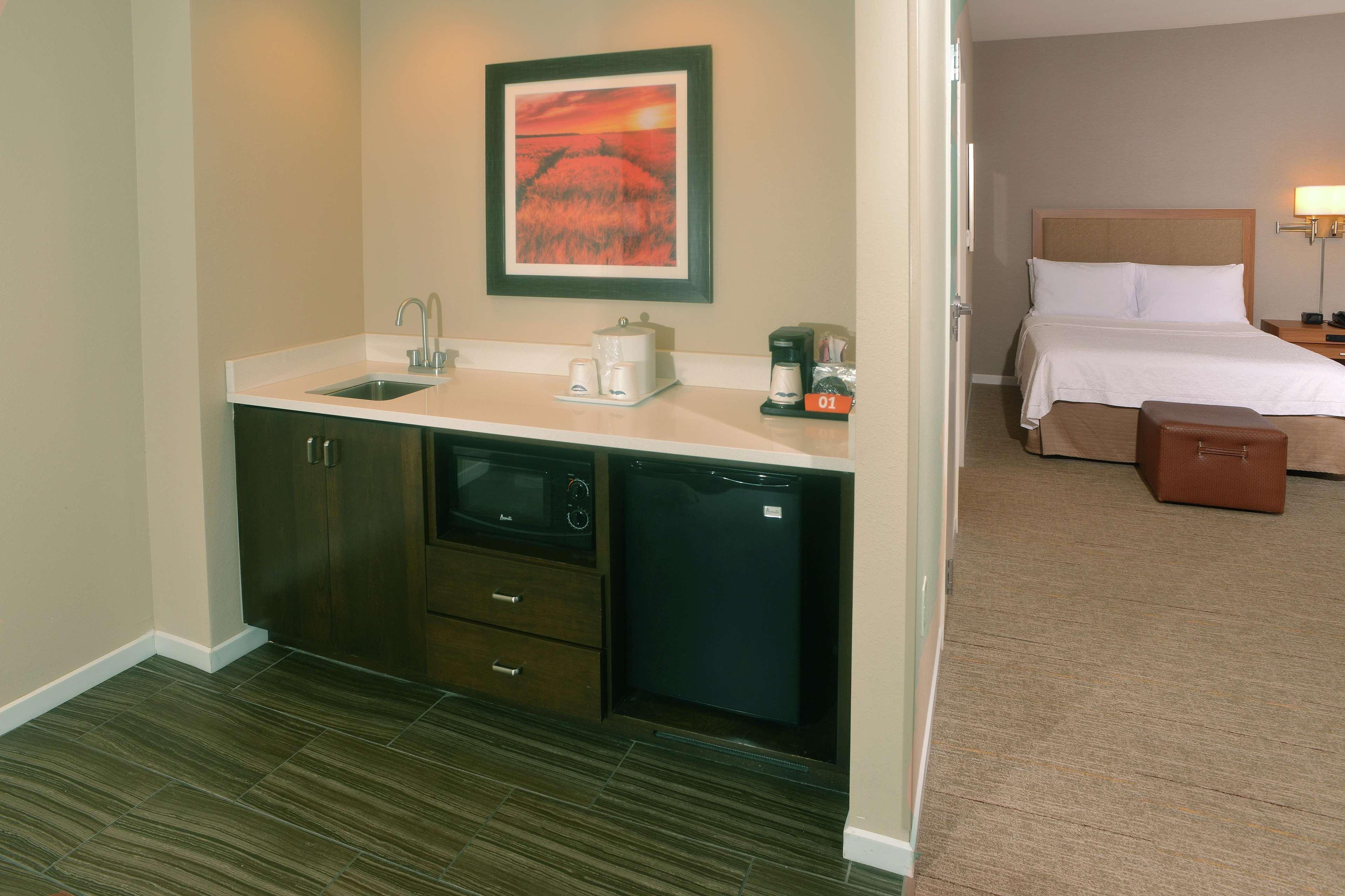 Queen Studio Suite with Two Queen Beds - Non-Smoking