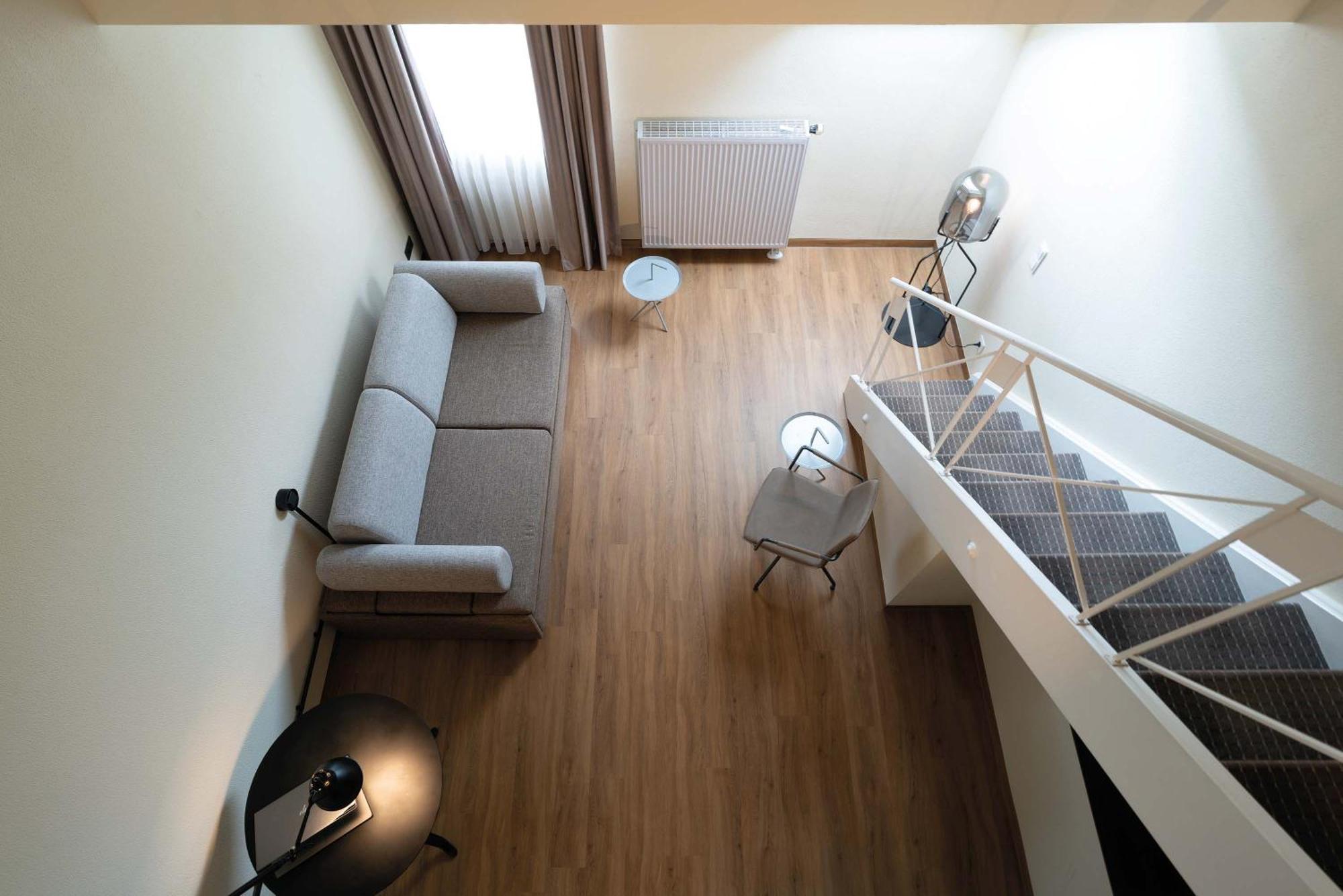Apartment Split Level,1284136516:JPEG