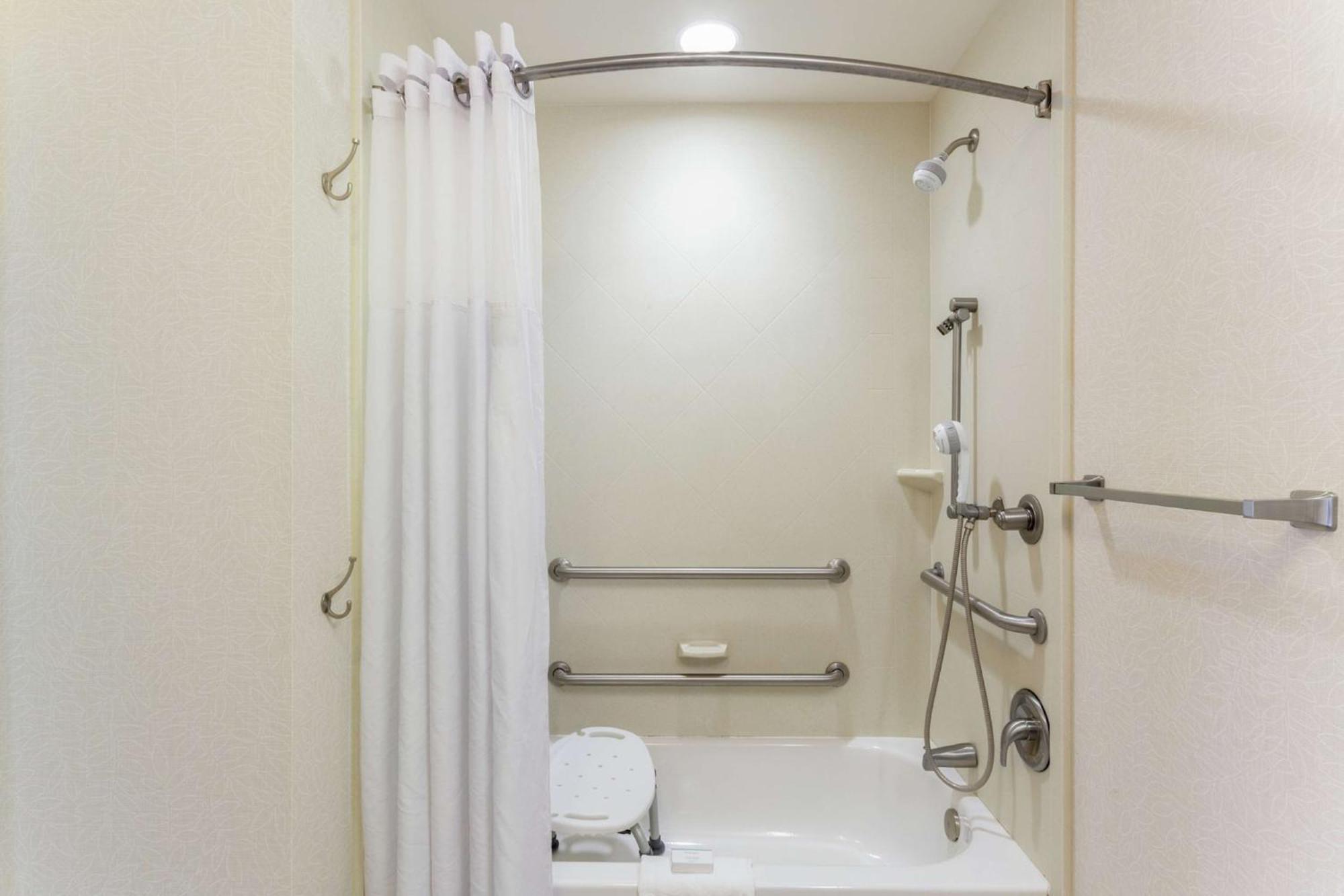 Queen Room with Two Queen Beds - Mobility and Hearing Access/Non-Smoking