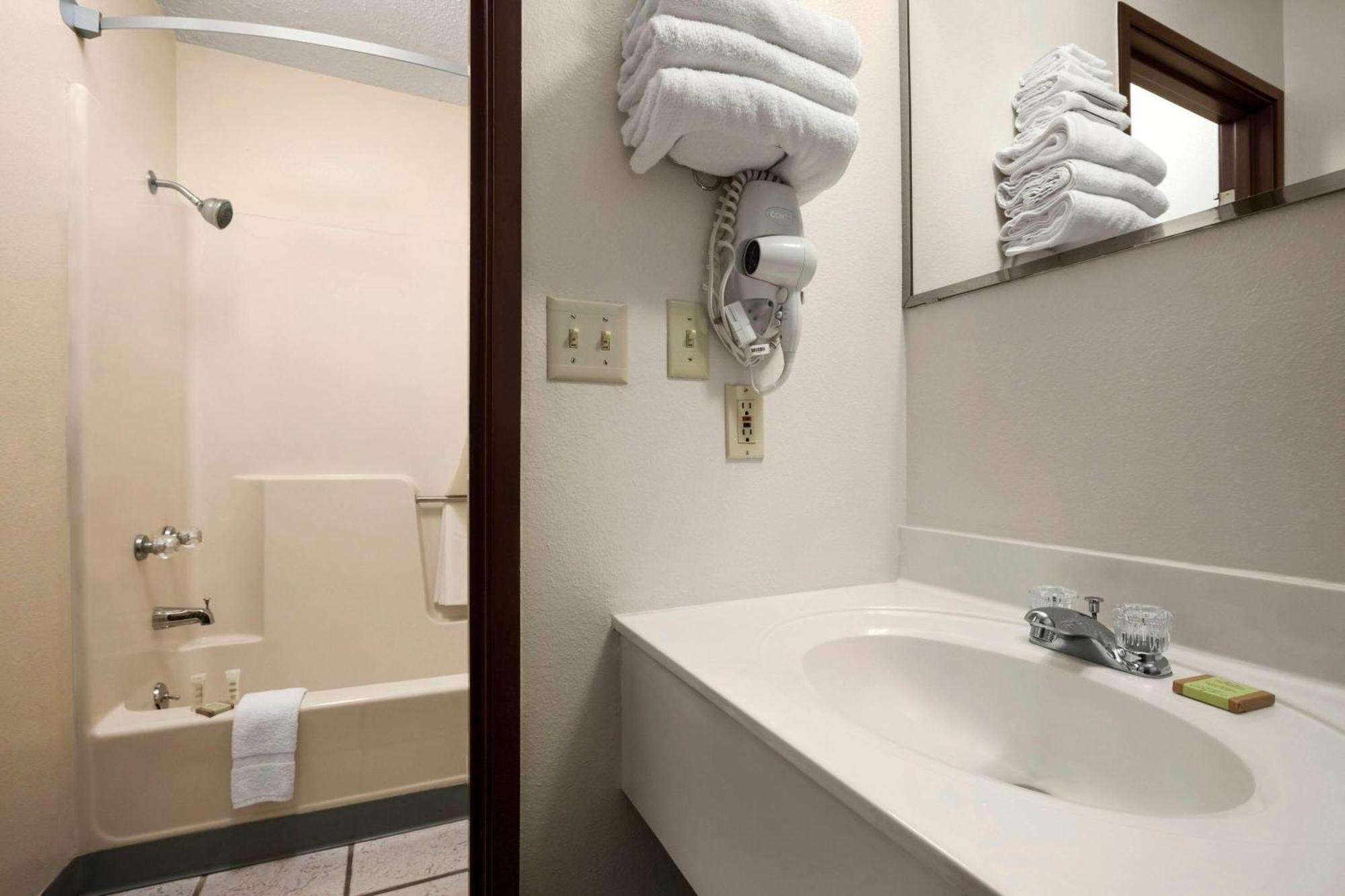 Double Room - Non-Smoking