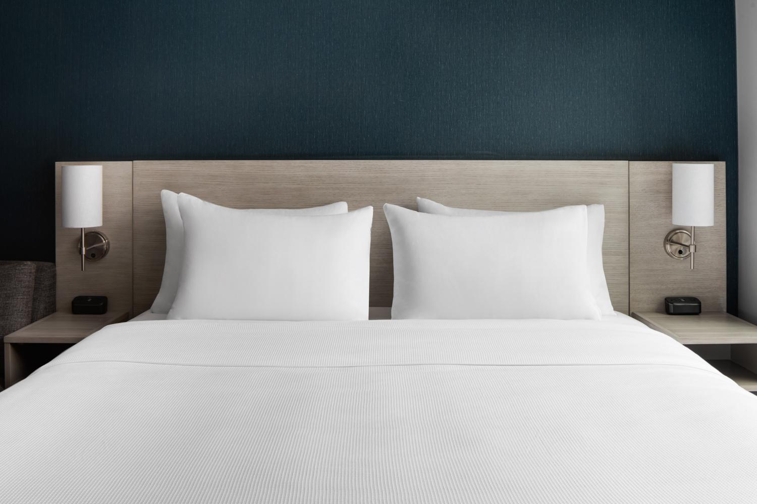 Zimmer mit Kingsize-Bett - Barrierefrei/befahrbare Dusche