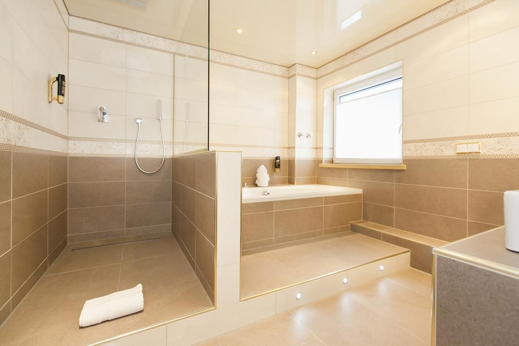 Suite (2 Erwachsene)
