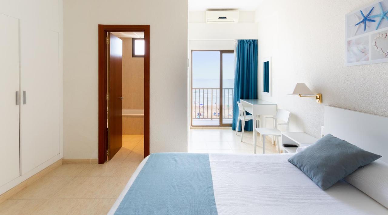 Double or Twin Room with Sea View,688024803:JPEG