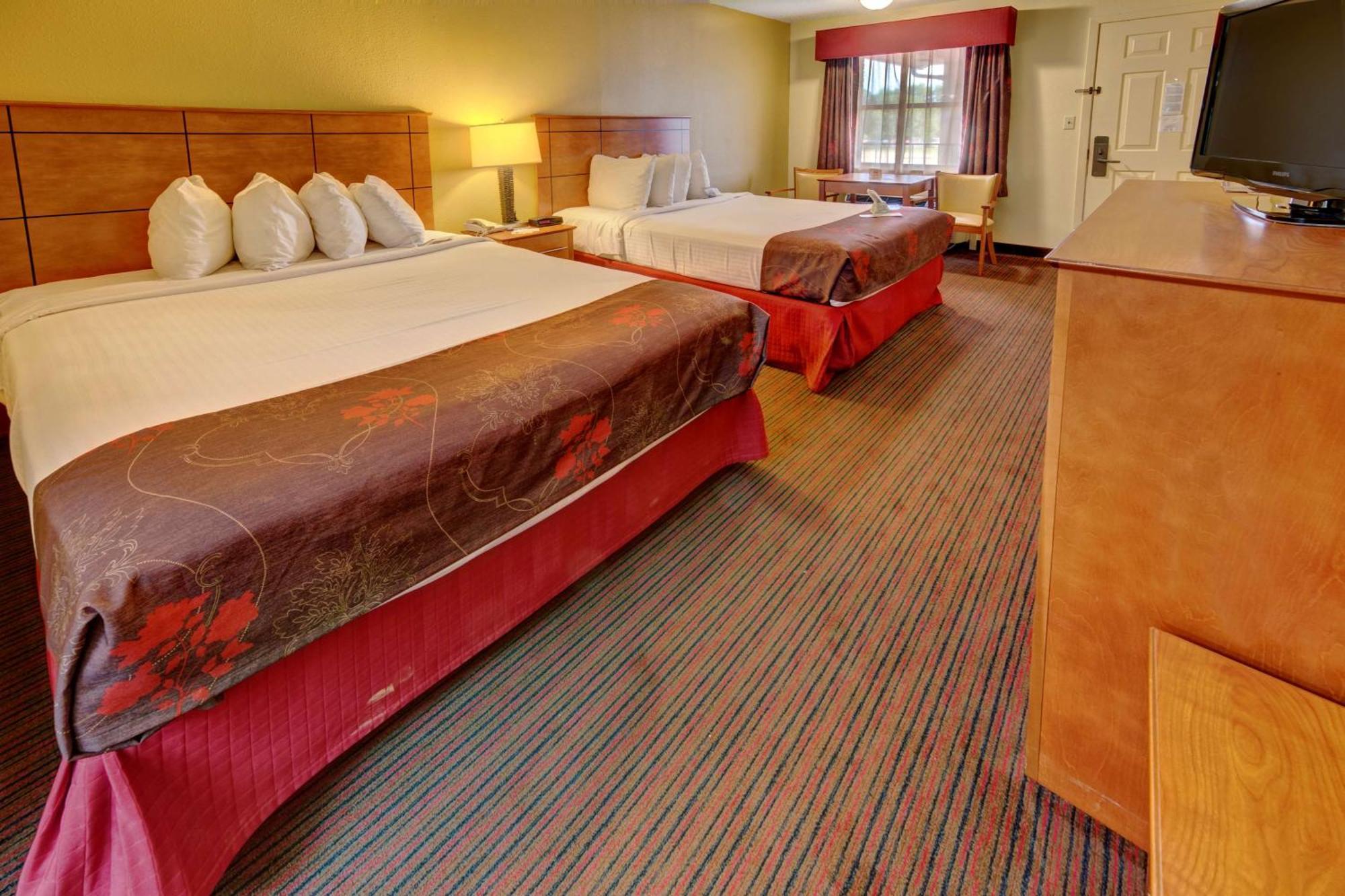 Queen Room with Two Queen Beds - Non-Smoking