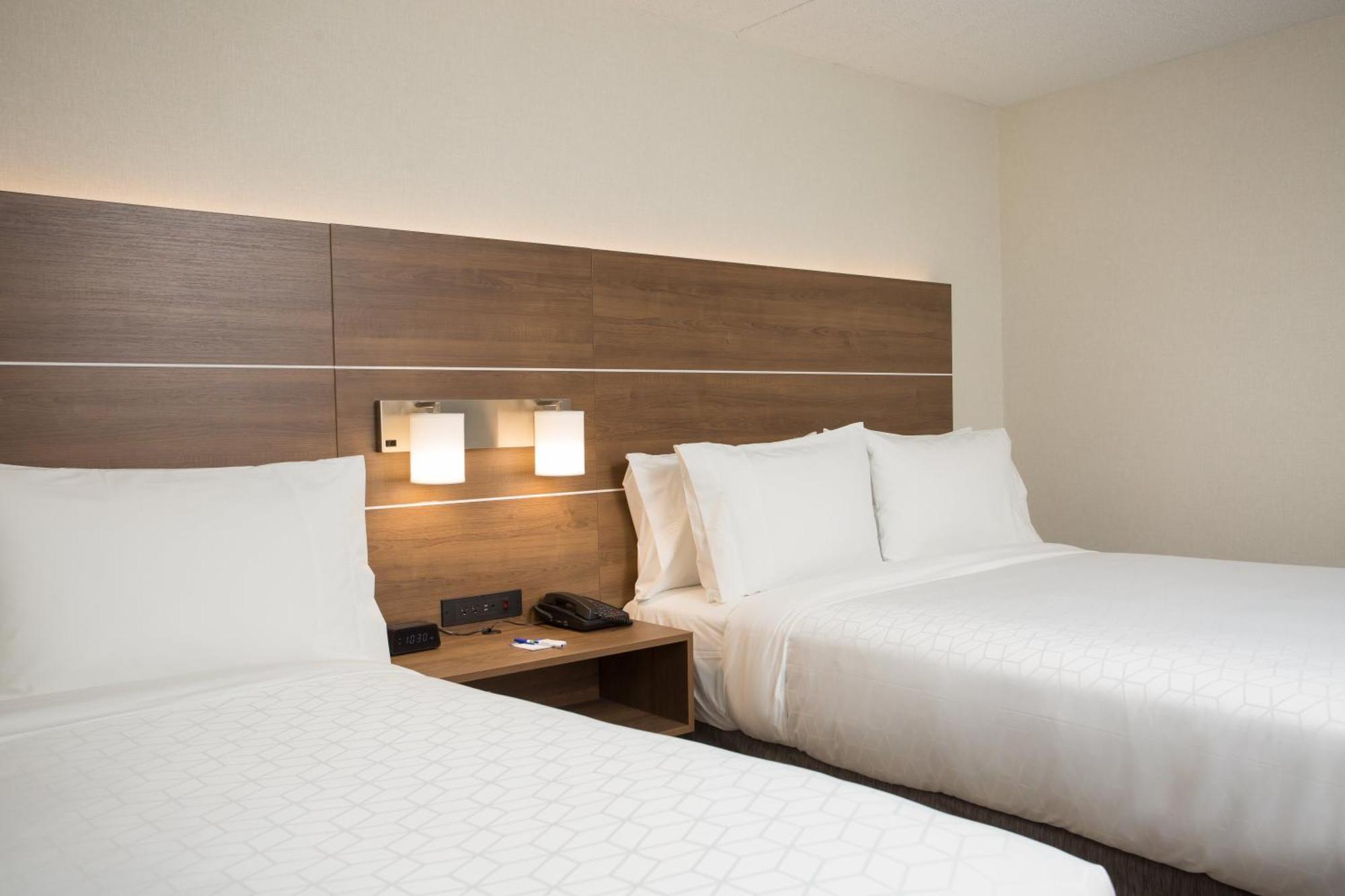 Standard Room with Two Queen Beds