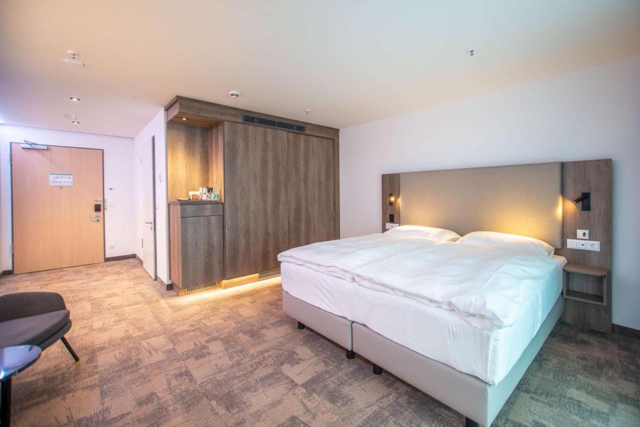 Superior Room,1287750703:JPEG