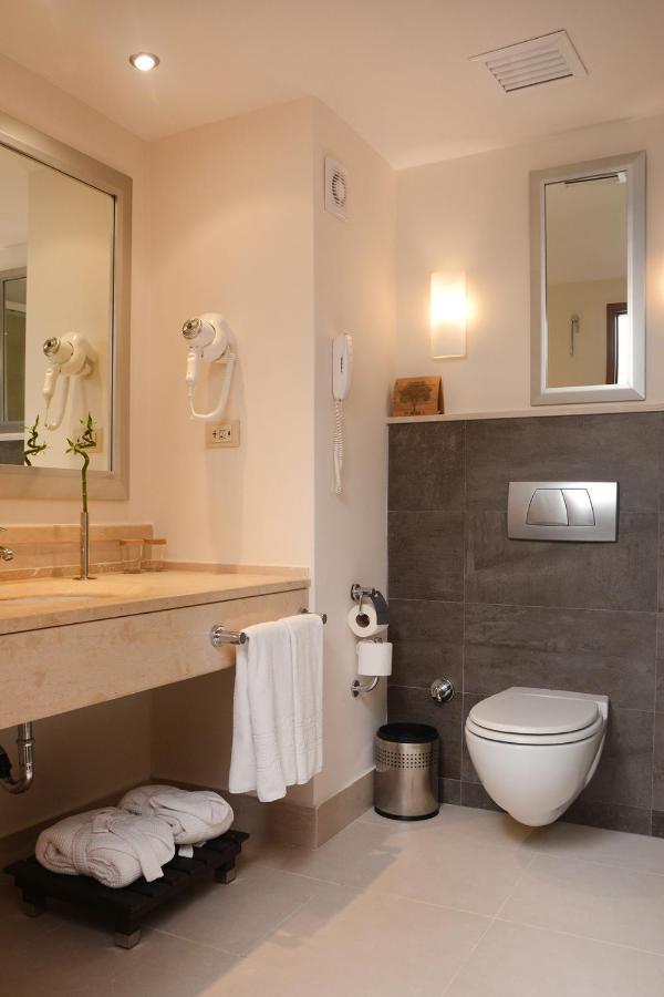 Double or Twin Room Land View,972074560:JPEG