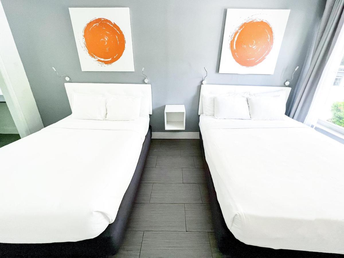 Studio mit 2 Queensize-Betten