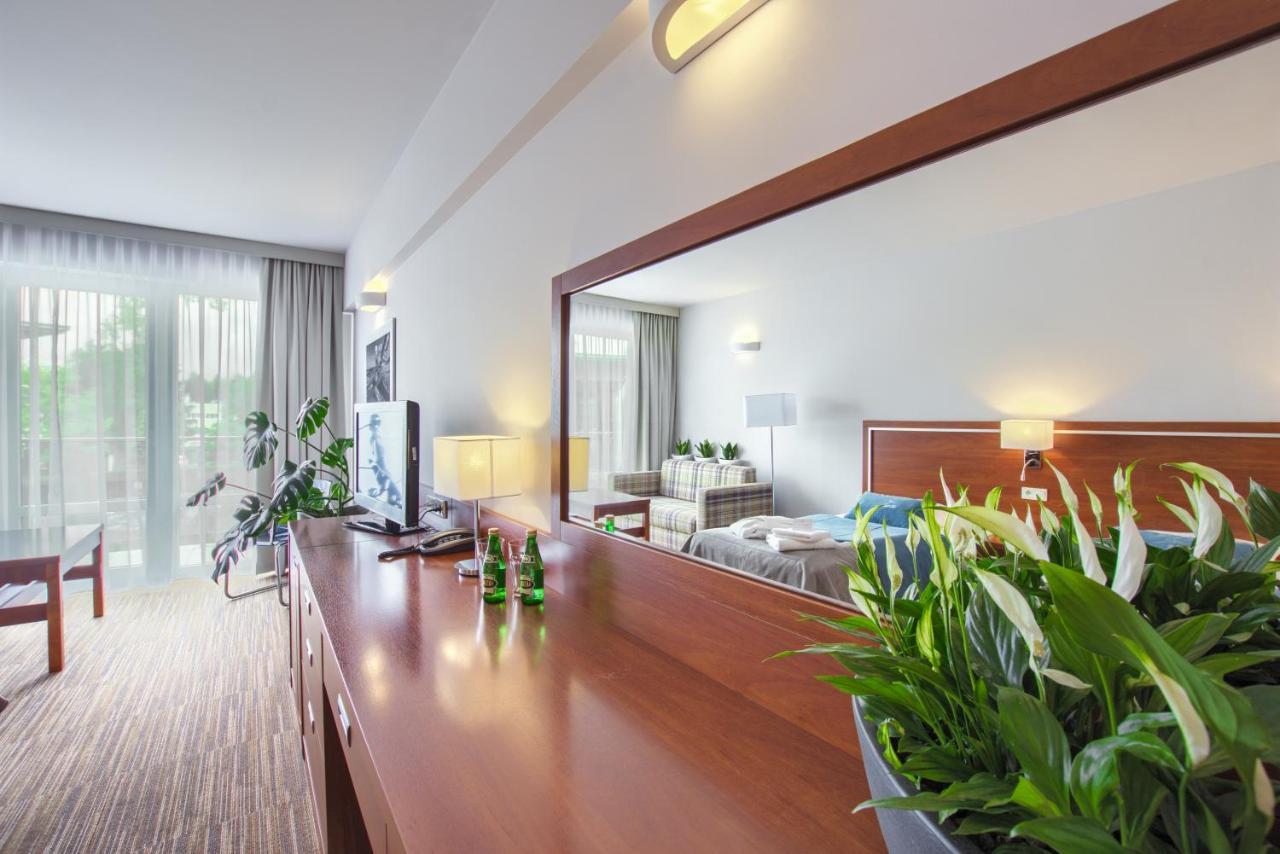 Double or Twin Room Extra Bed,1299543808:JPEG